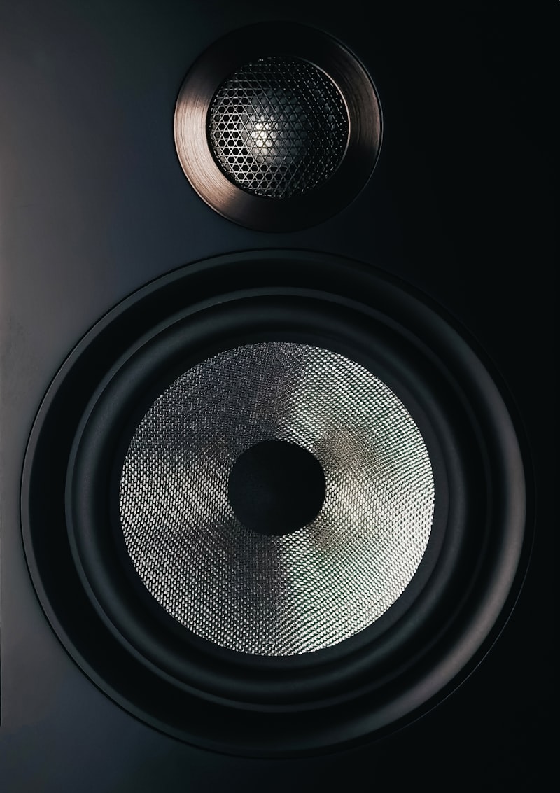 M218 Active Dual Subs