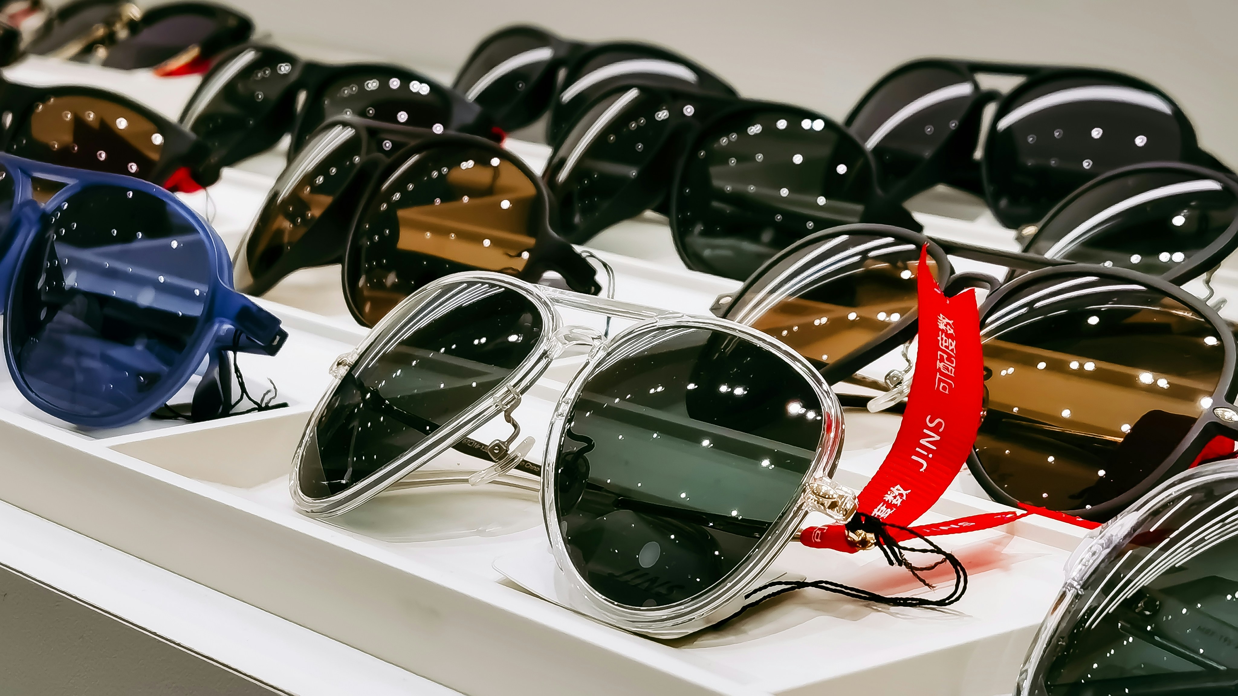 America's Best Contacts & Eyeglasses