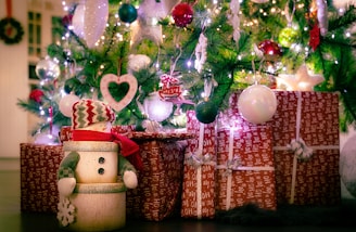 white and red snowman ornament