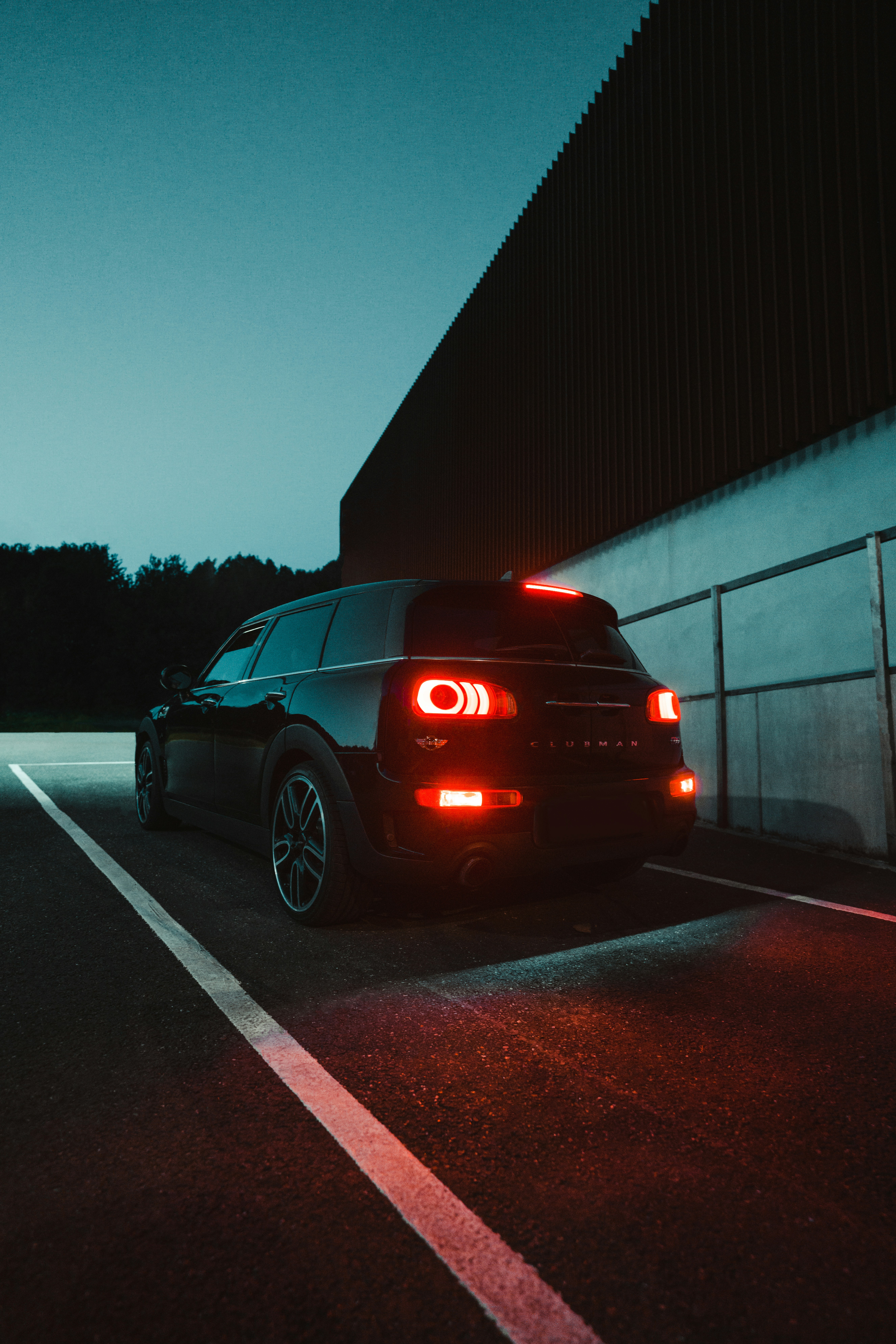 Photo by reinhartjulian