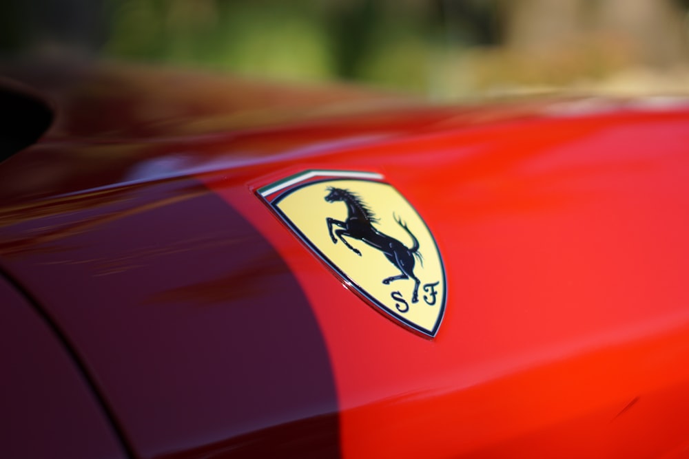 Ferrari Logo Pictures Download Free Images On Unsplash