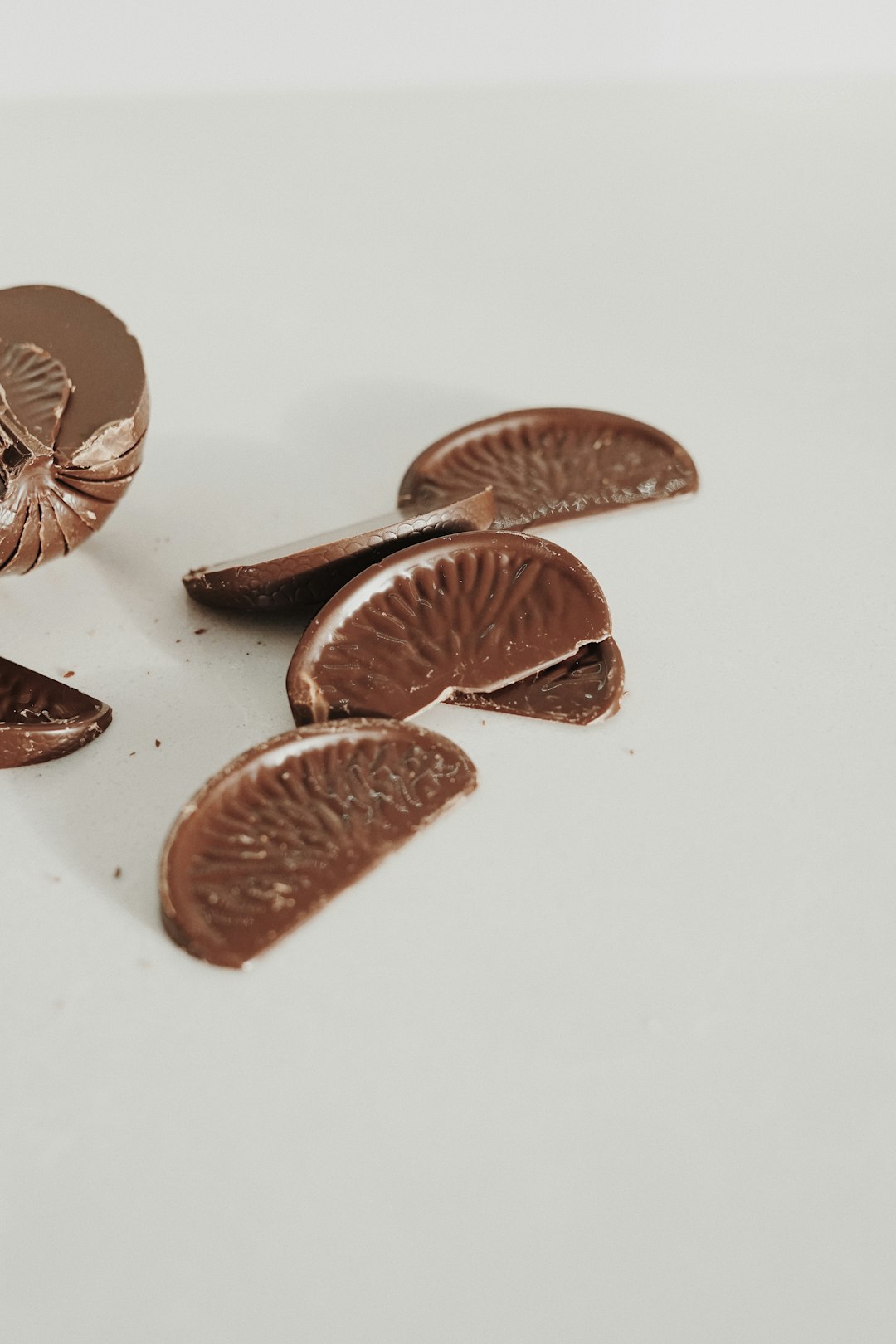 brown and silver heart shaped pendant