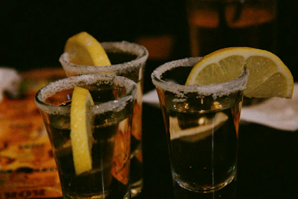 clear drinking glass with sliced lemon
