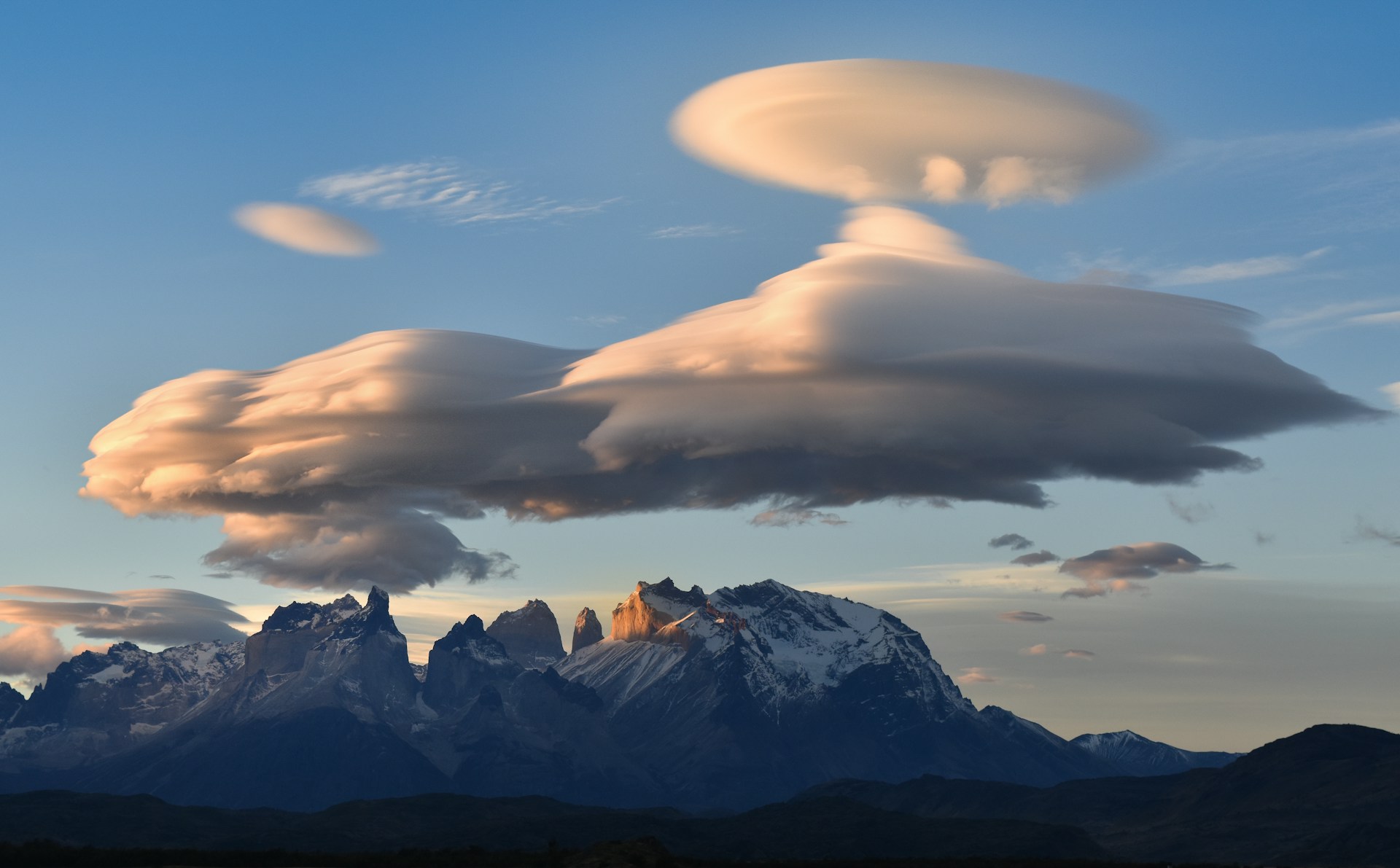 snow covered mountain under blue sky during daytime