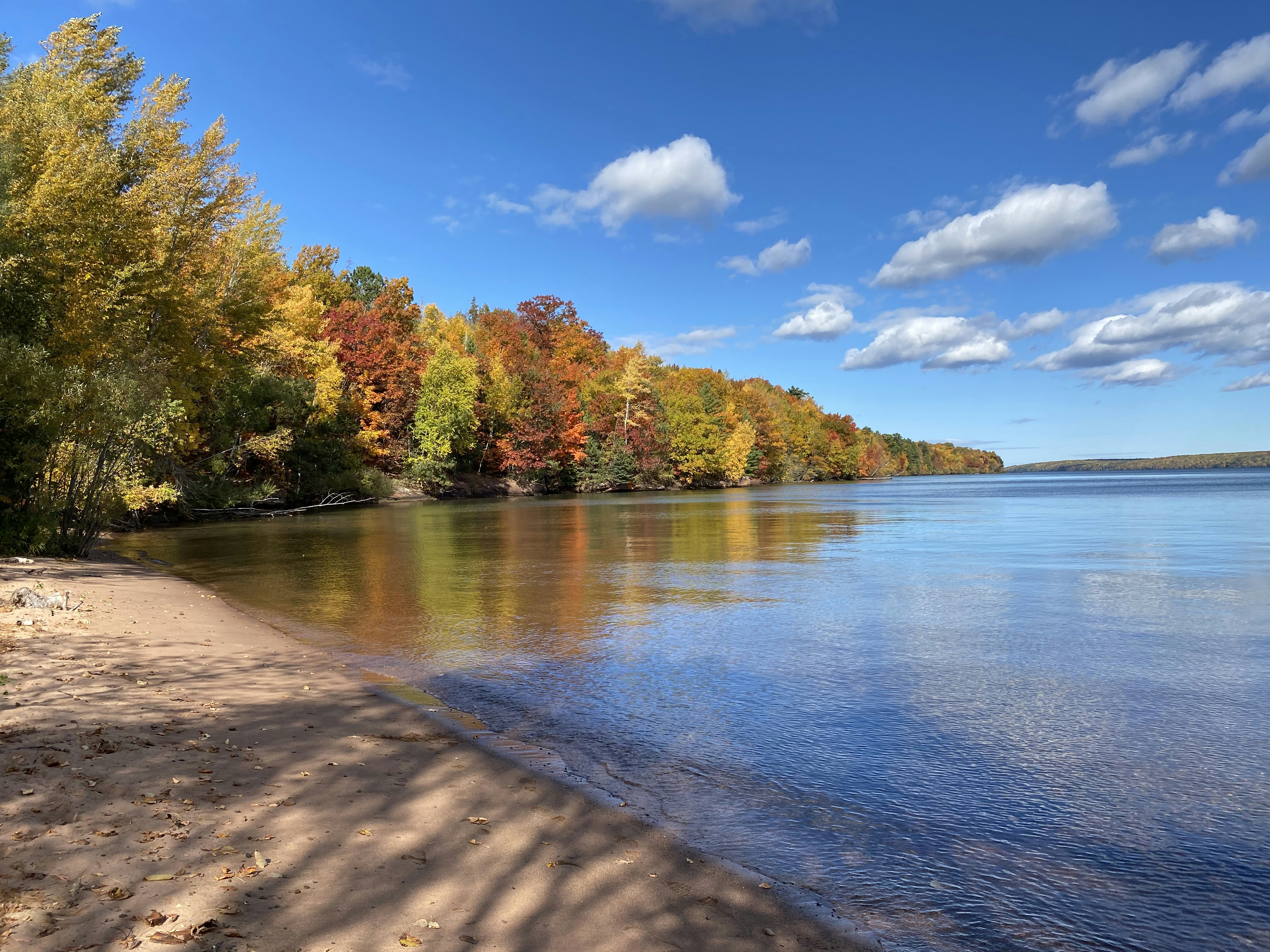 Small Wisconsin Town Among 2027's Hottest Vacation Spots