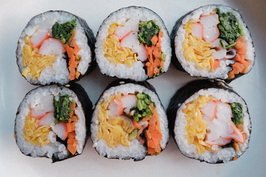 Kimbap tự cuốn