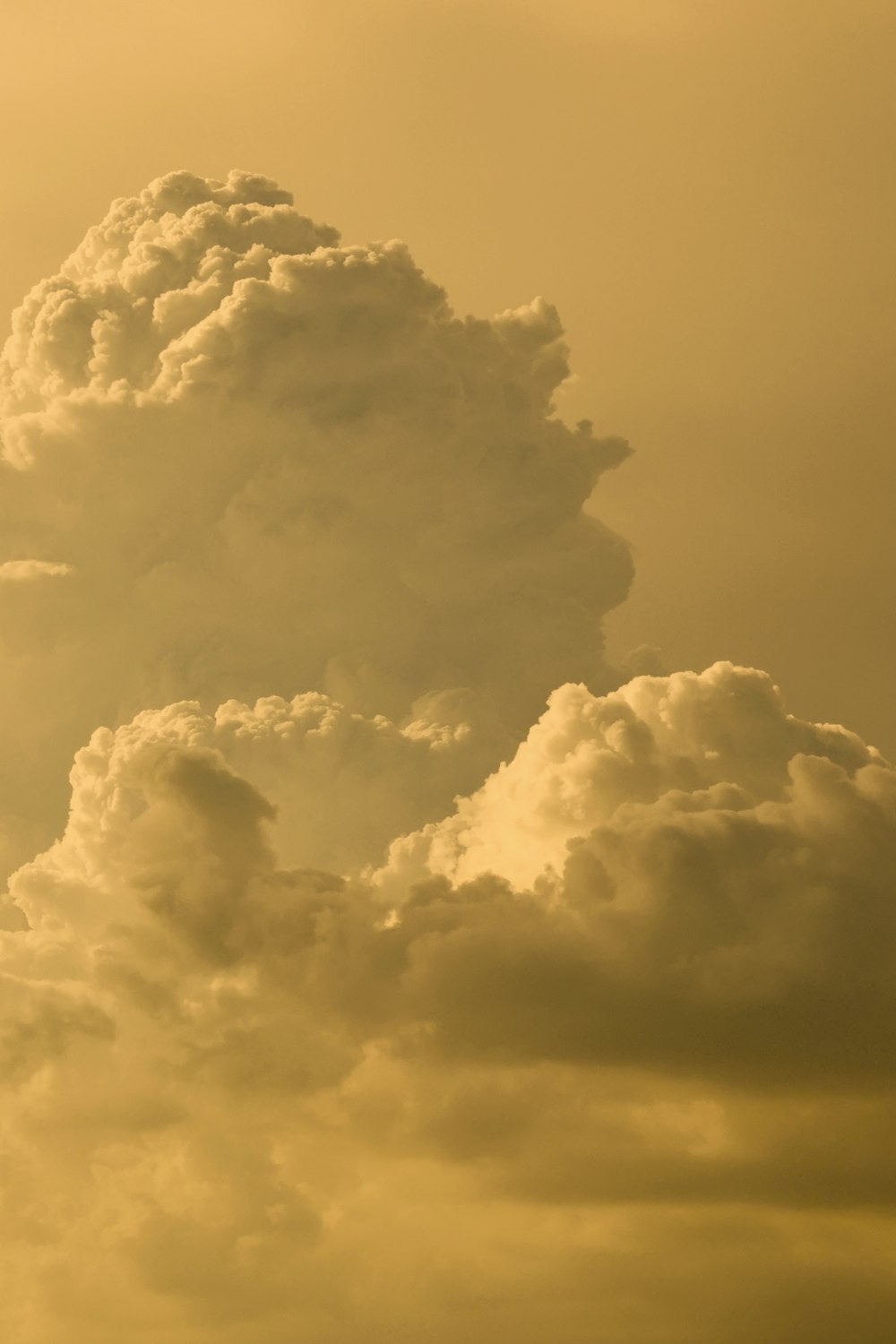 white clouds and blue sky during daytime