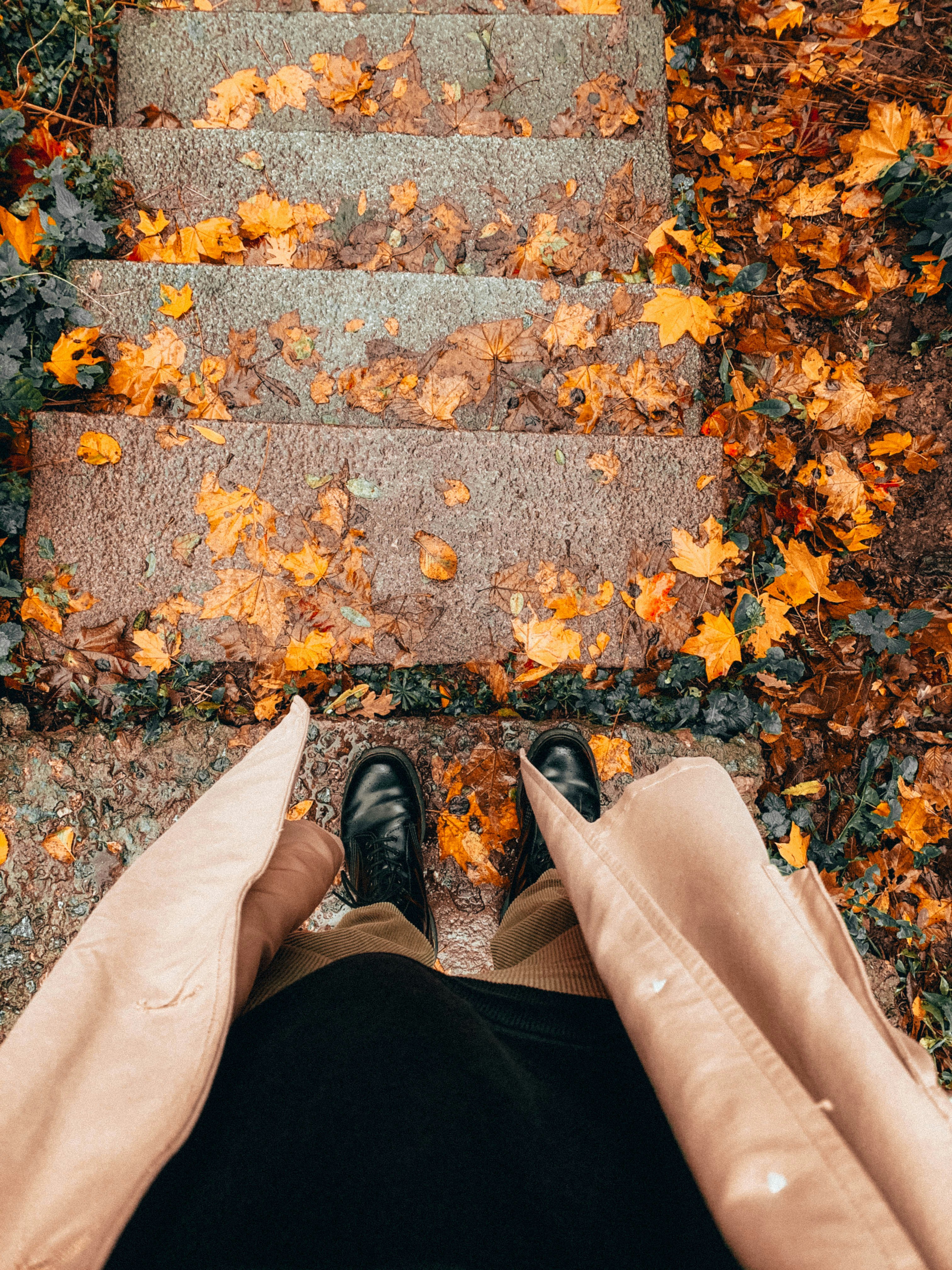 It's fall, y'all. Here are some tips to get your wardrobe ready