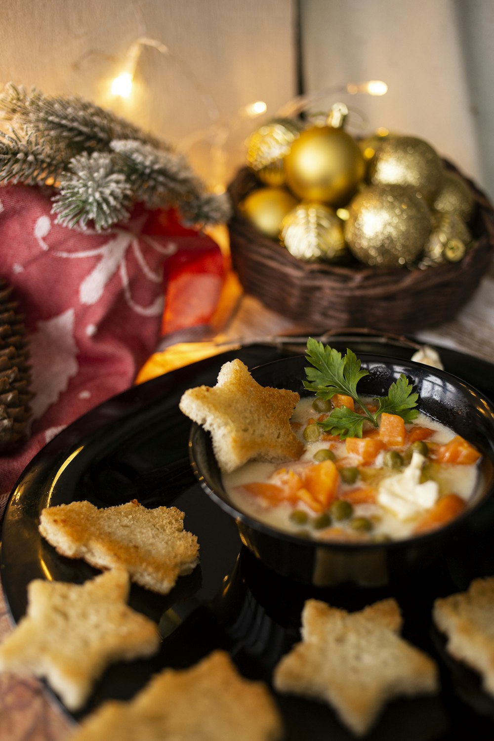 fried food on black ceramic bowl