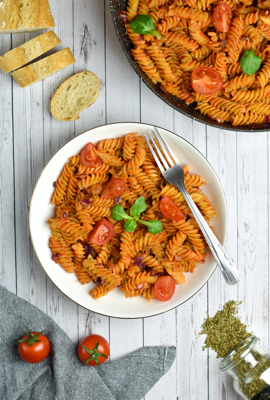 Fusilli con verdure al forno · foto