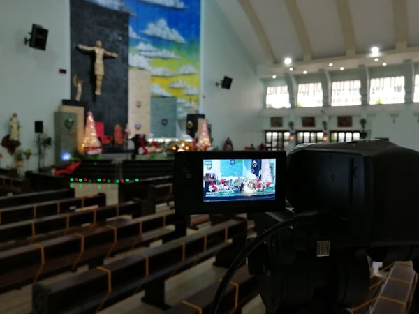 $1000 Church Livestream Video Camera Guide (updated 2023)