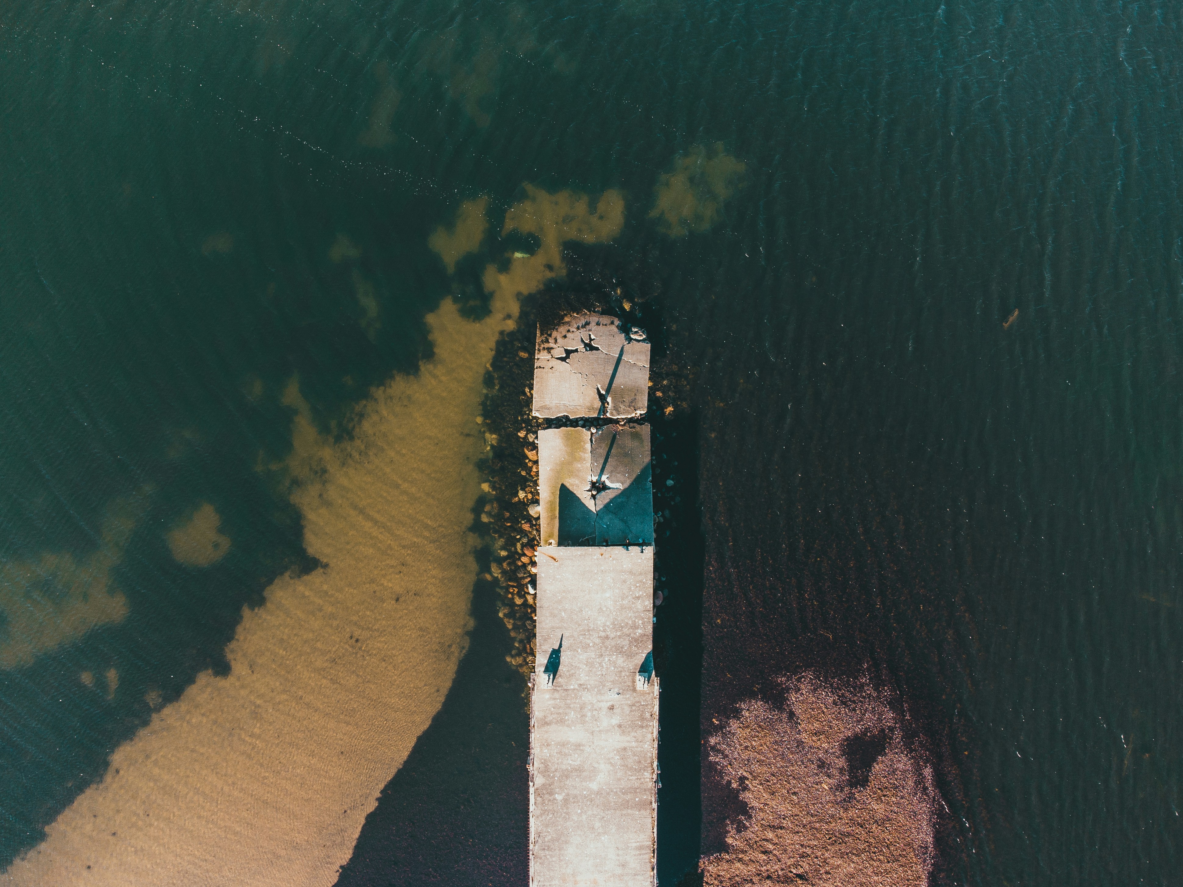 Photo by introspectivedsgn