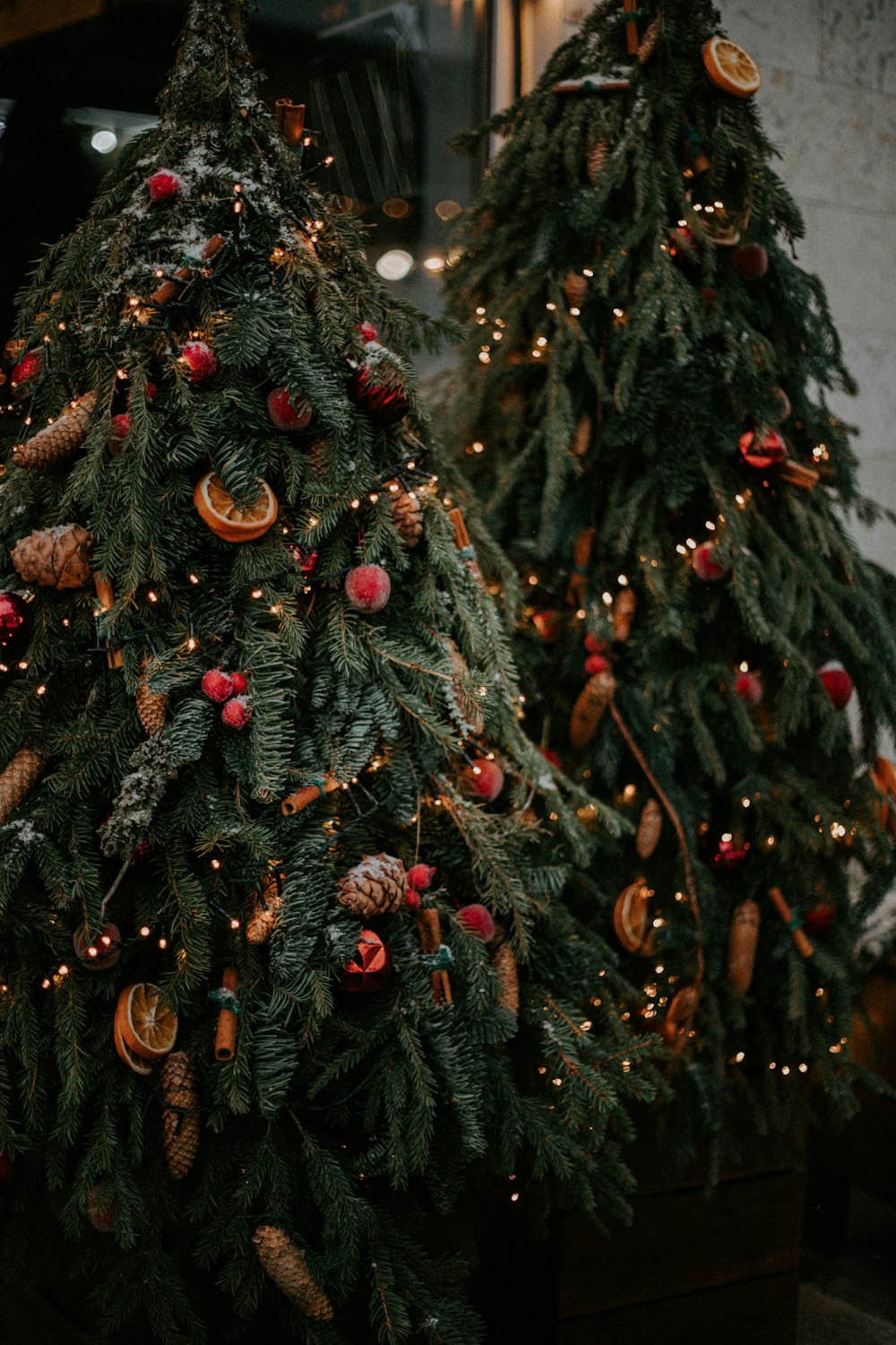 green christmas tree with red and gold baubles