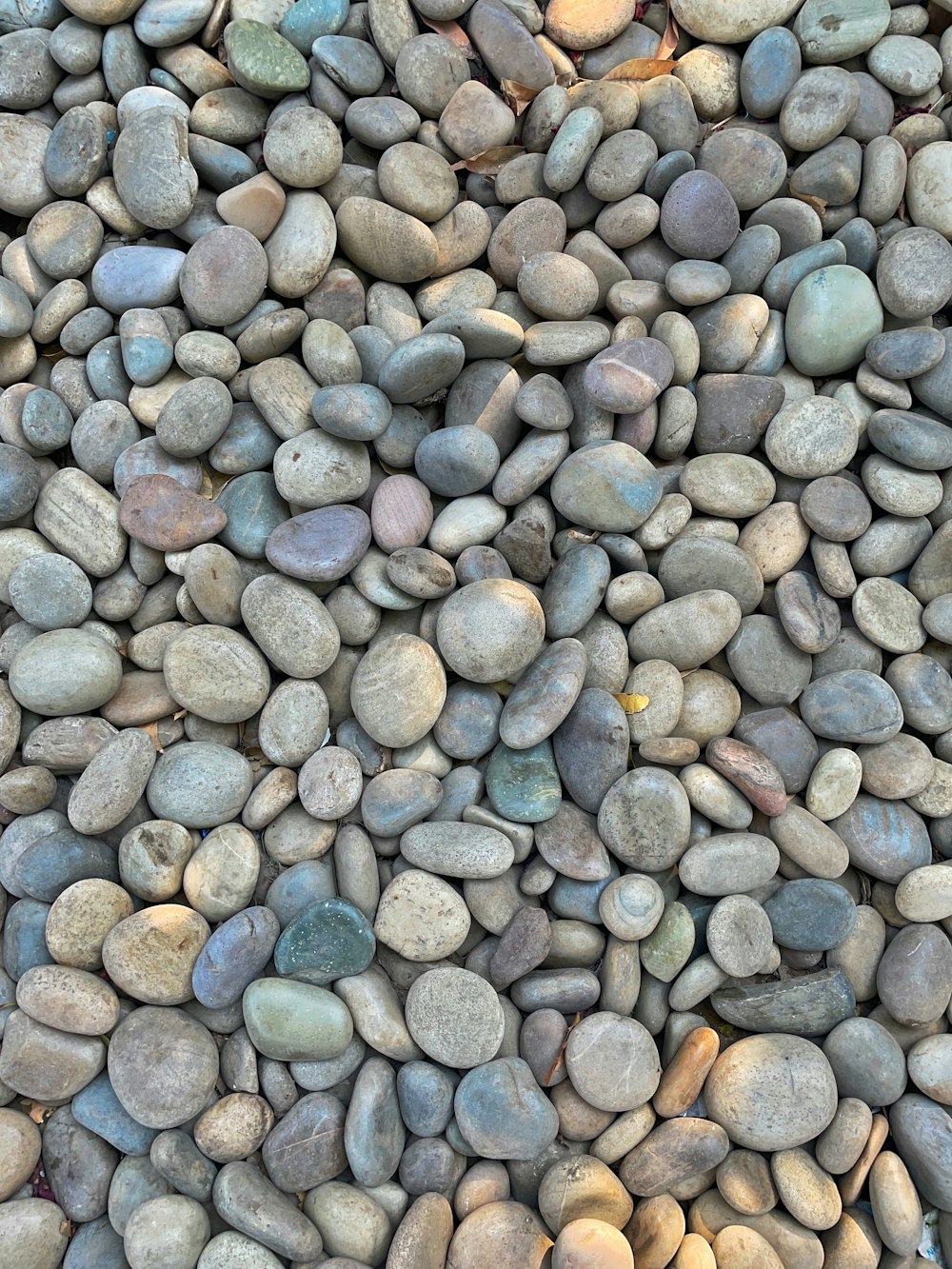 brown and gray stone fragments