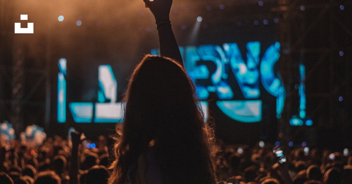 Foto zum Thema Leute, die nachts Konzerte sehen Kostenloses Bild zu