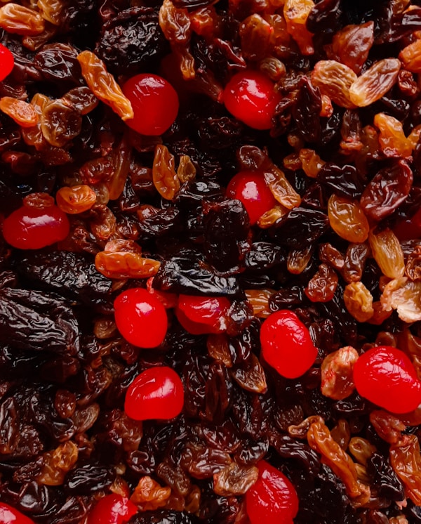 Red and brown fruit lot