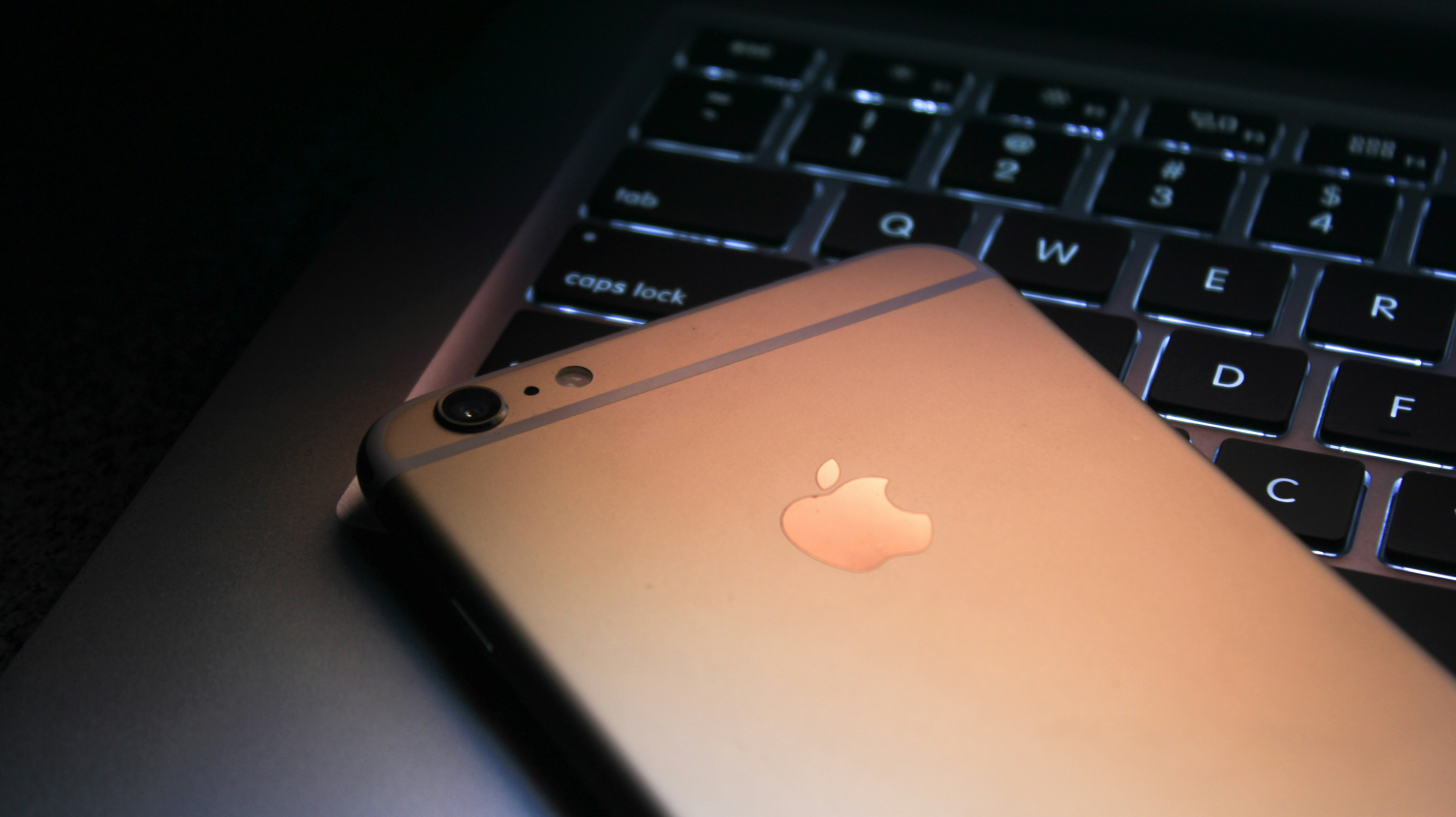 8 Refurbished Electronics Deals to Consider Before Buying iPhone SE
