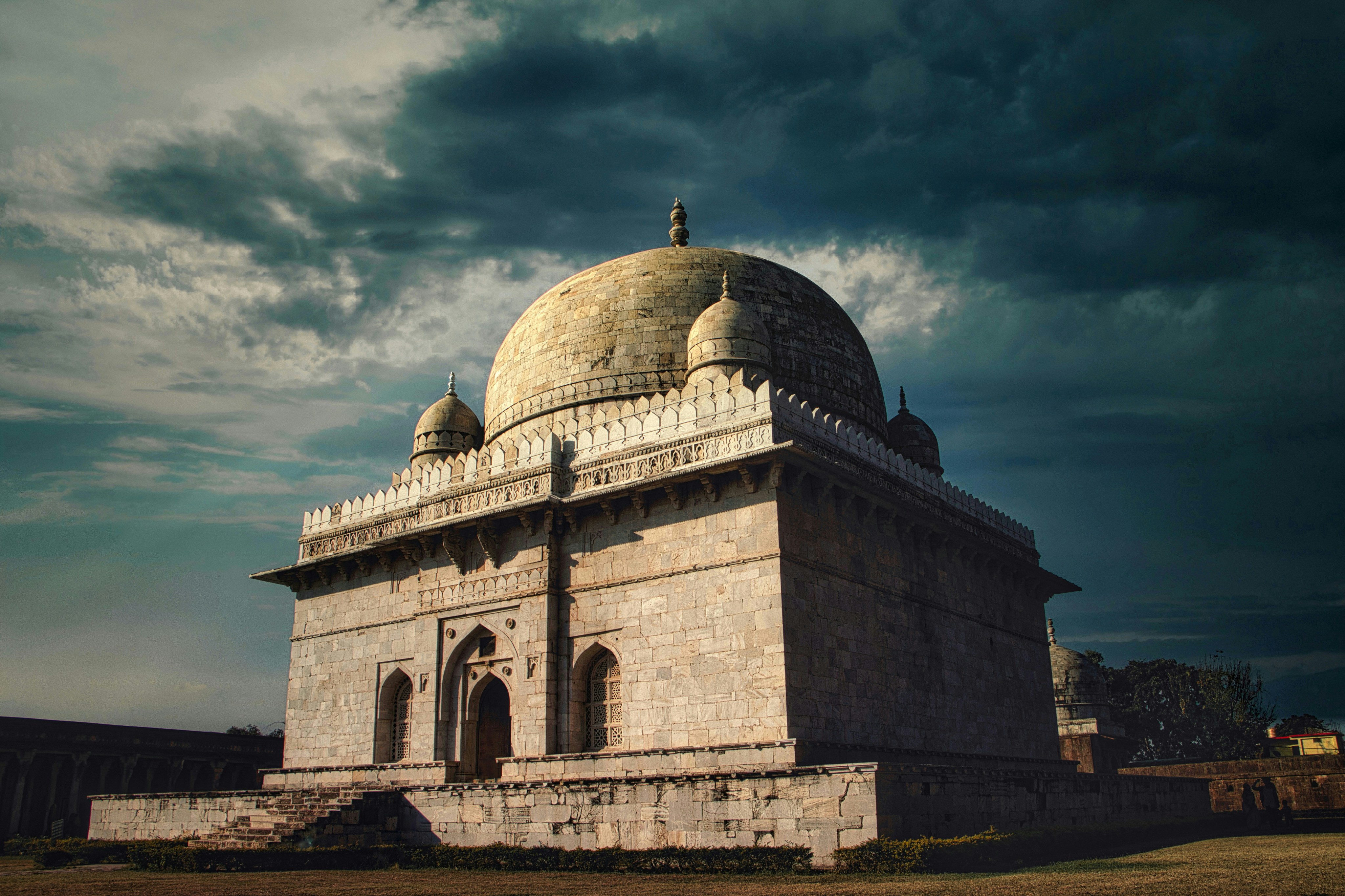 Photo by rushilologist