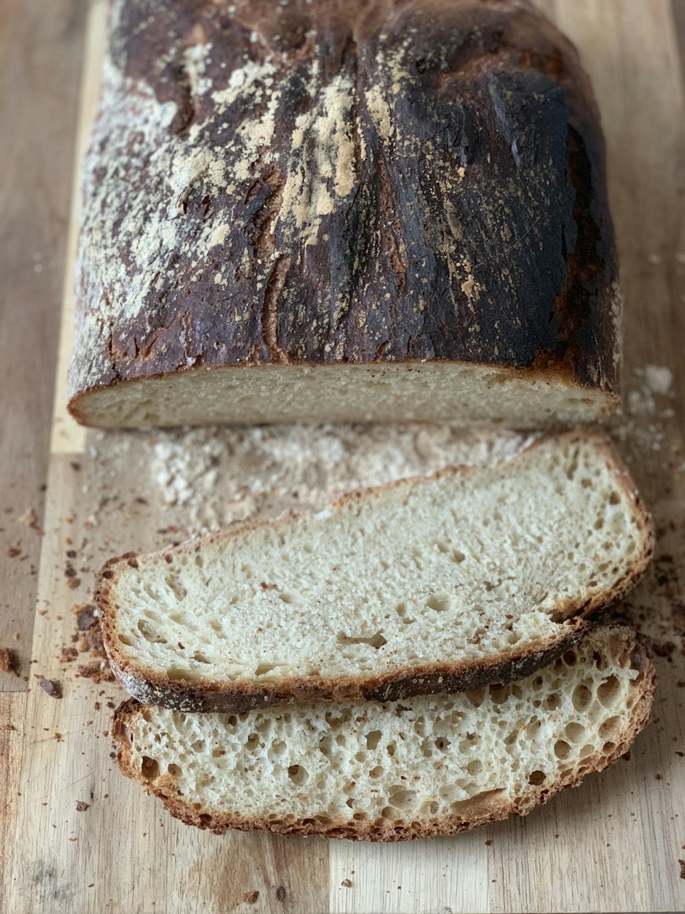 brown bread with white powder