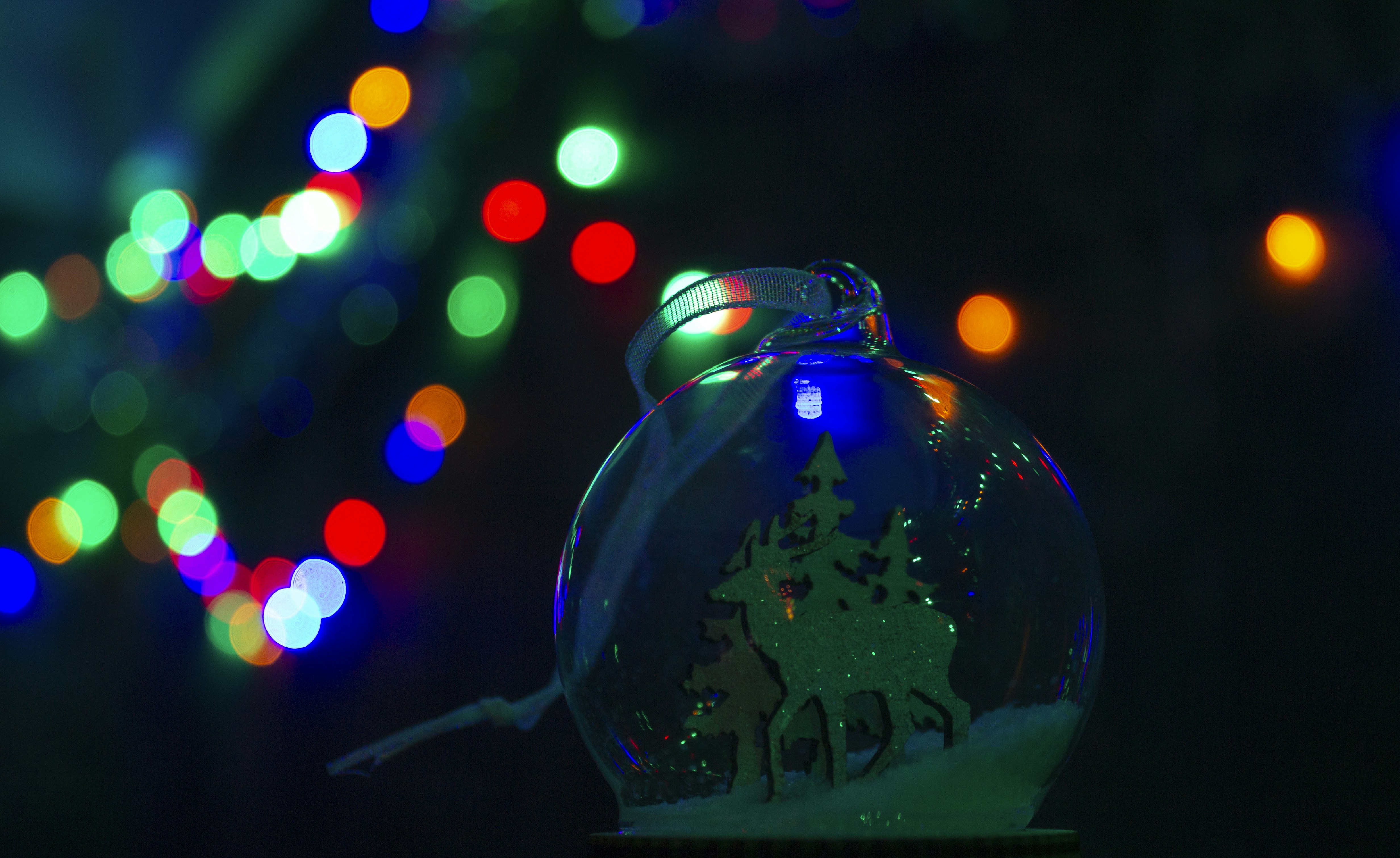 blue and white christmas bauble