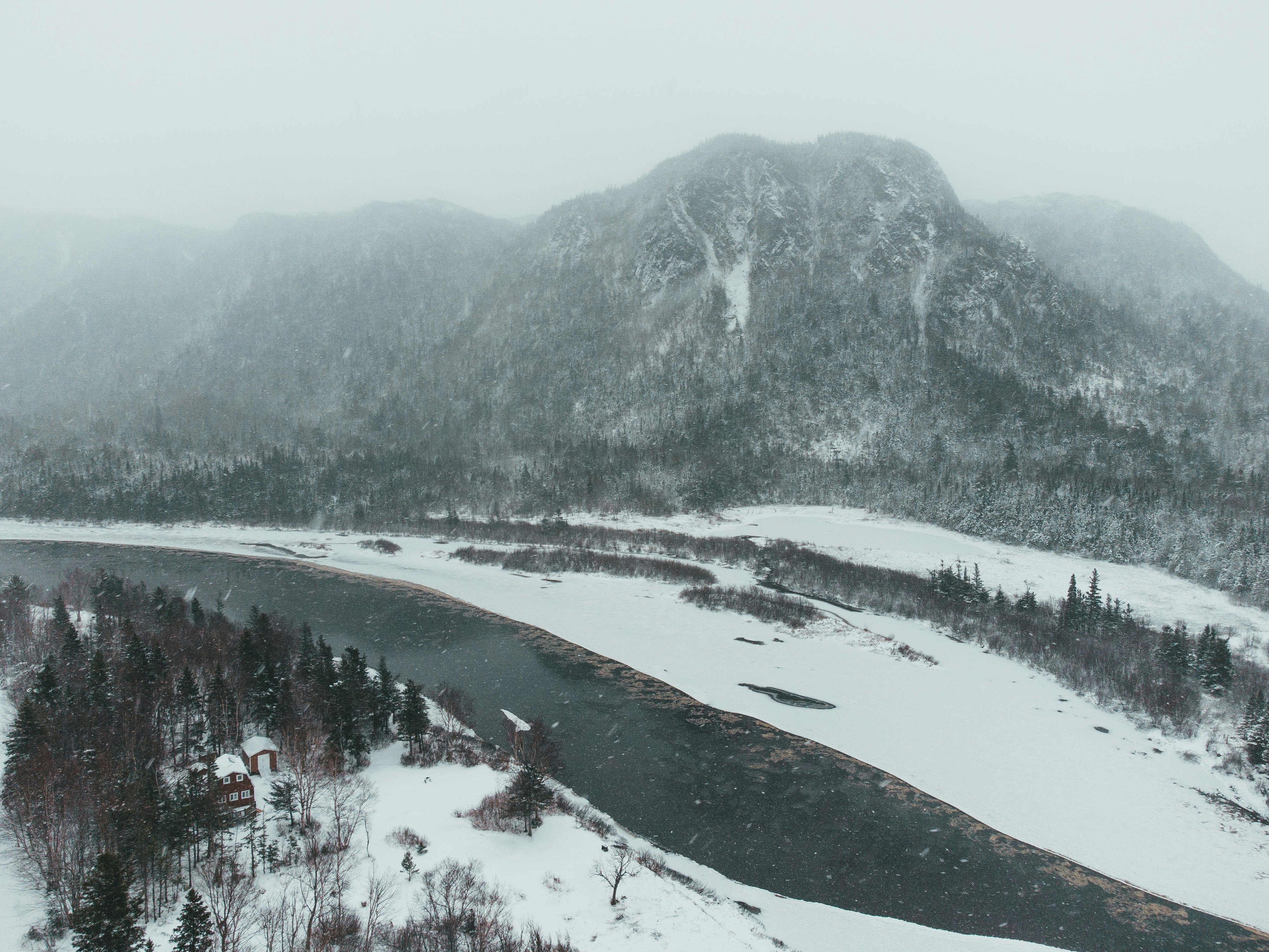 Photo by introspectivedsgn