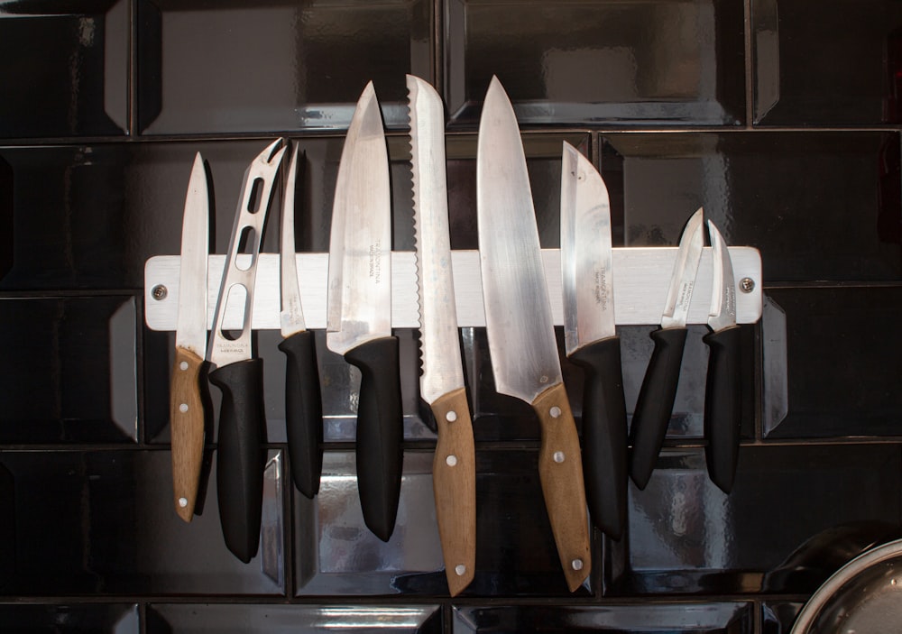 black and brown handled kitchen knives