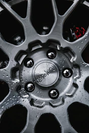 silver and black car wheel