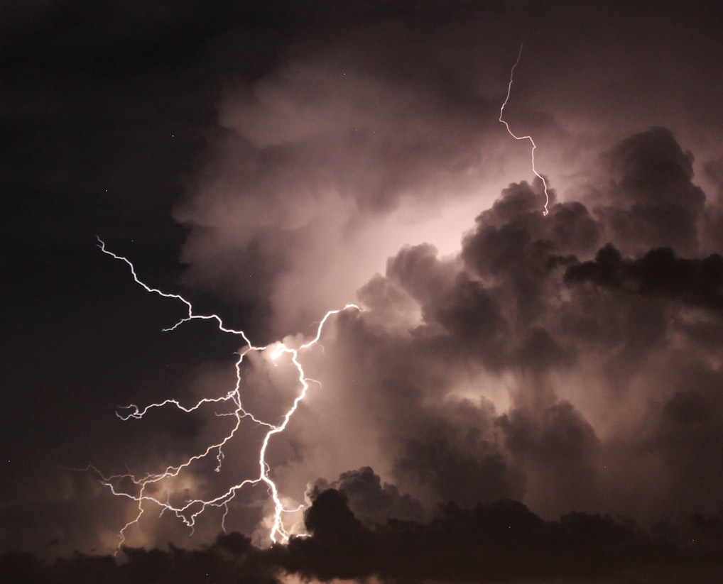 Thunderstorms can produce lightning bolts that are up to five miles long