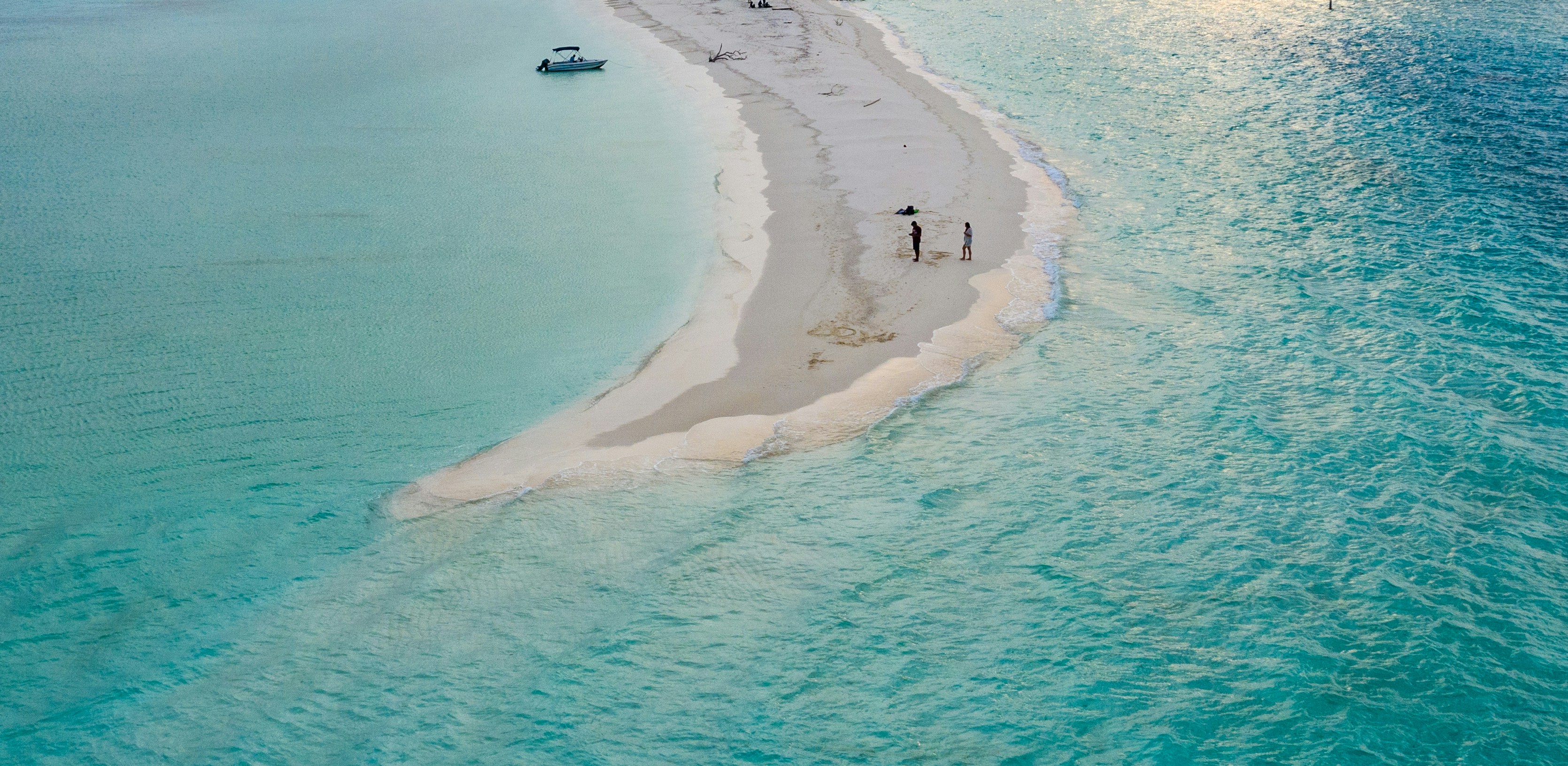 Choose from a curated selection of ocean wallpapers for your mobile and desktop screens. Always free on Unsplash.