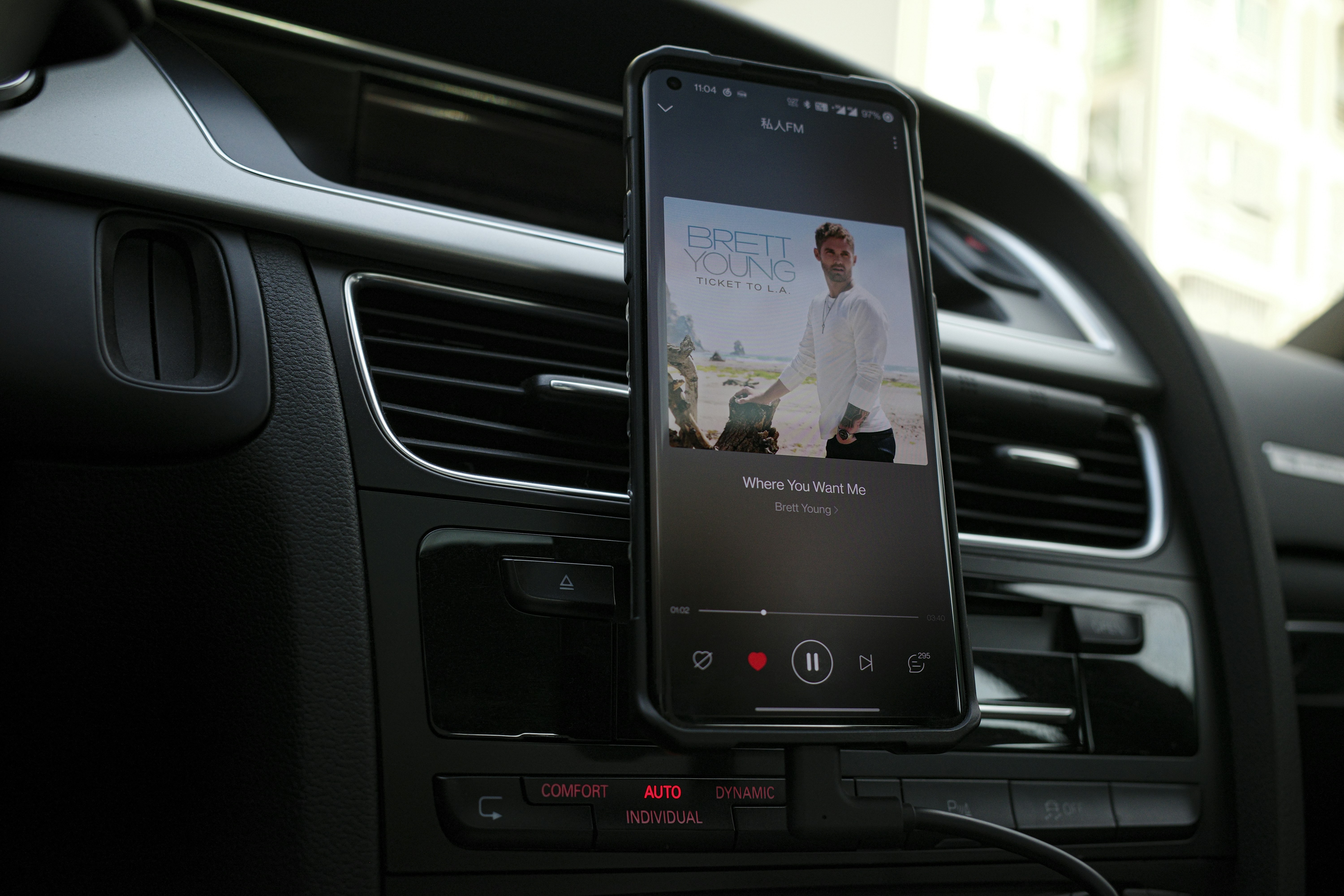 10 Mobile Tech Reviews on Car Mounts for Smartphones