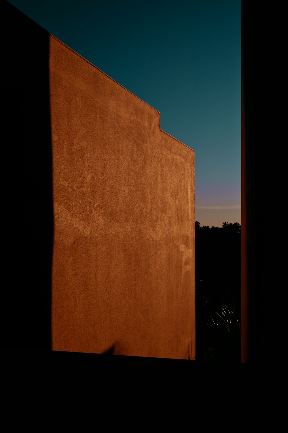 brown concrete building during daytime