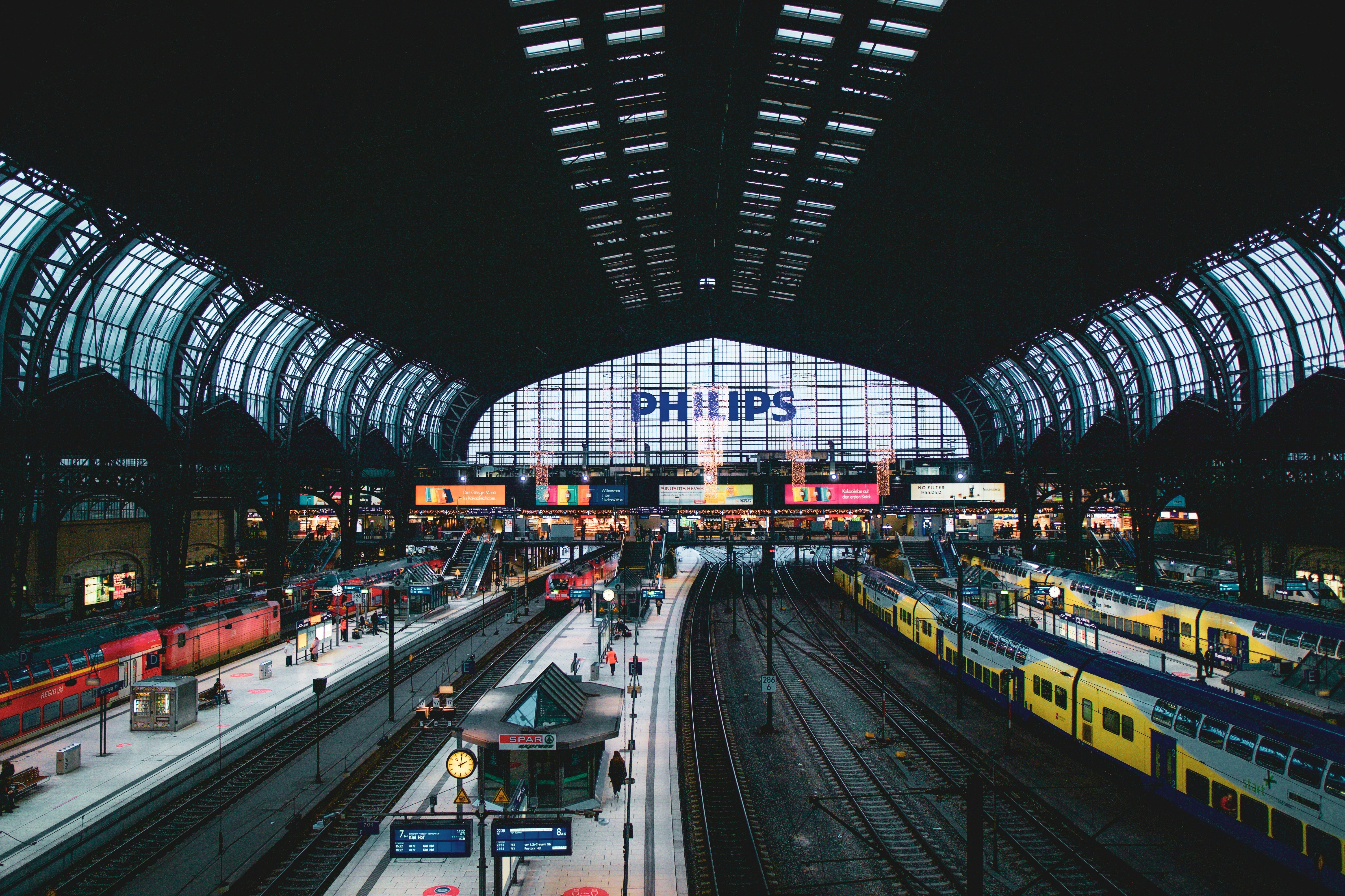 Call for Participation for the Spring Edition of the 2004 International PHP Conference