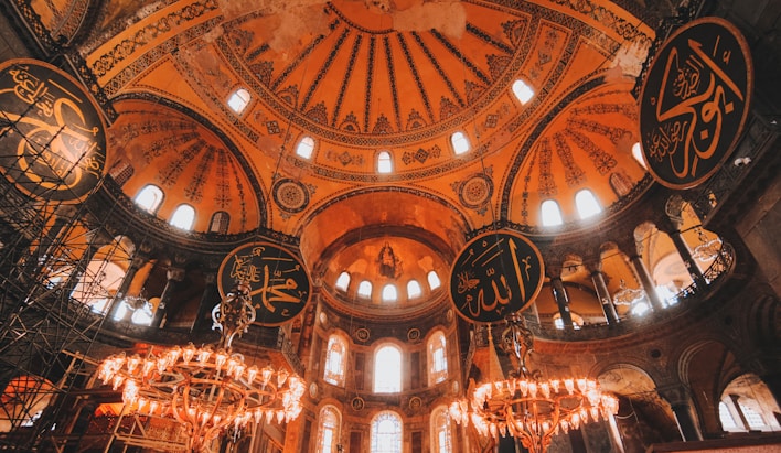 gold and black round ceiling