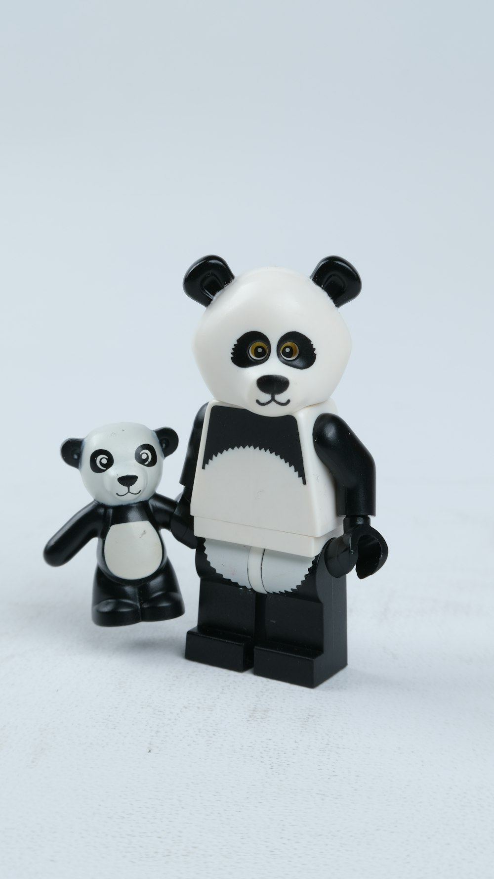 figurina panda bianca e nera