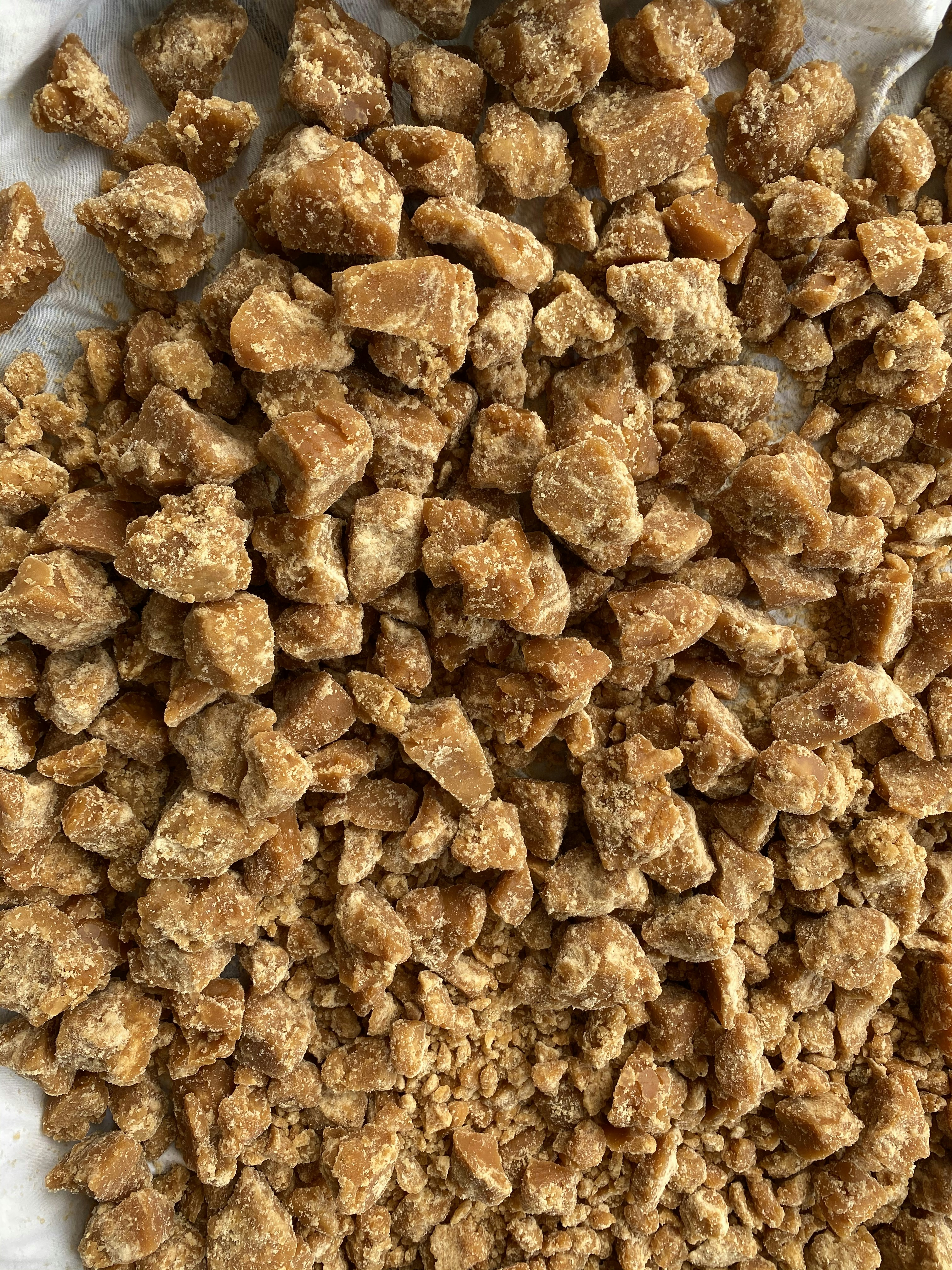 Pure Kolhapuri Jaggery