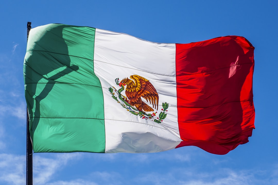 green white and red flag, The flag of Mexico (Spanish: Bandera de México)