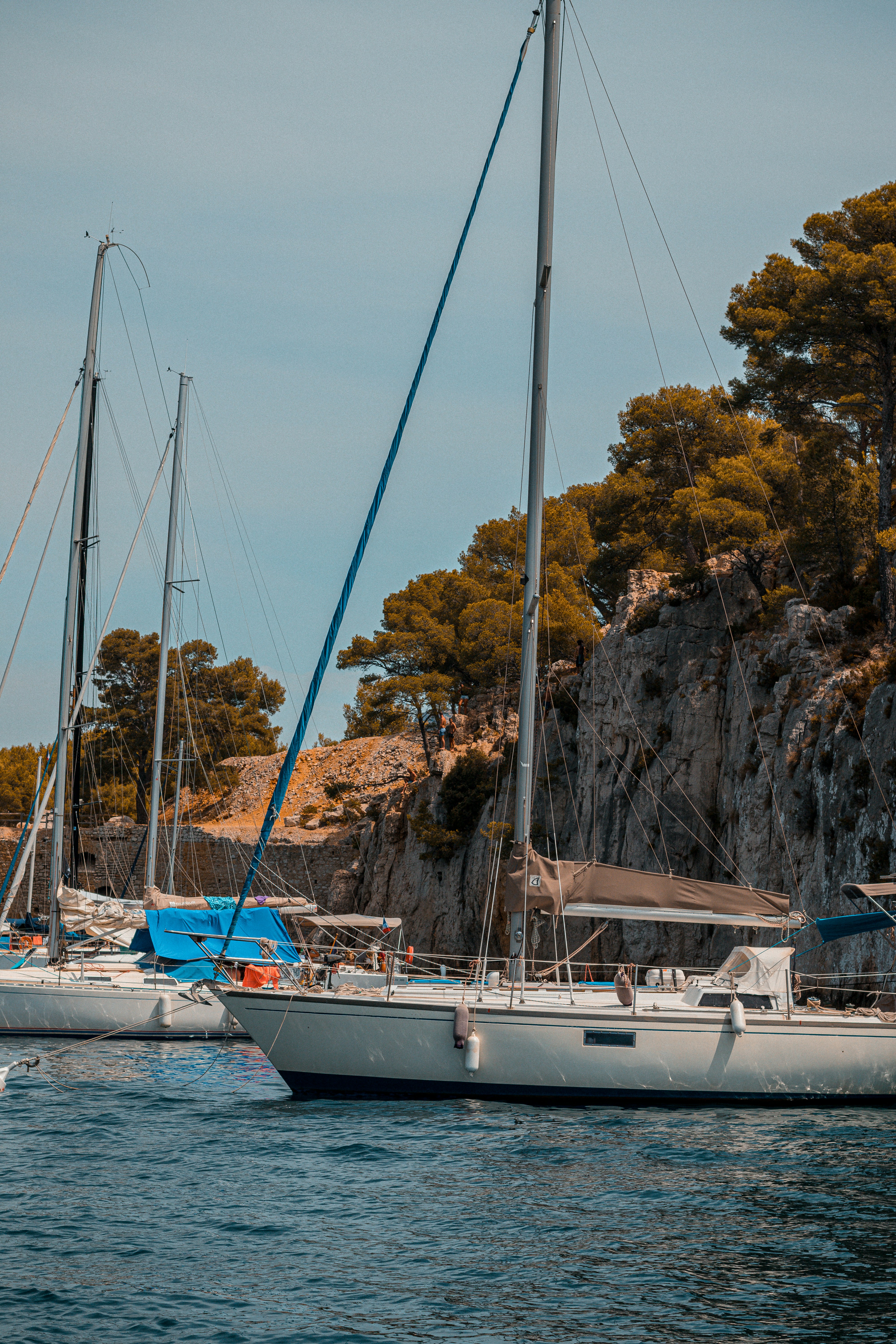 Photo by valentinlacoste