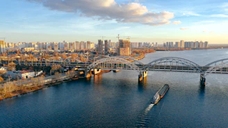 bridge over river during daytime