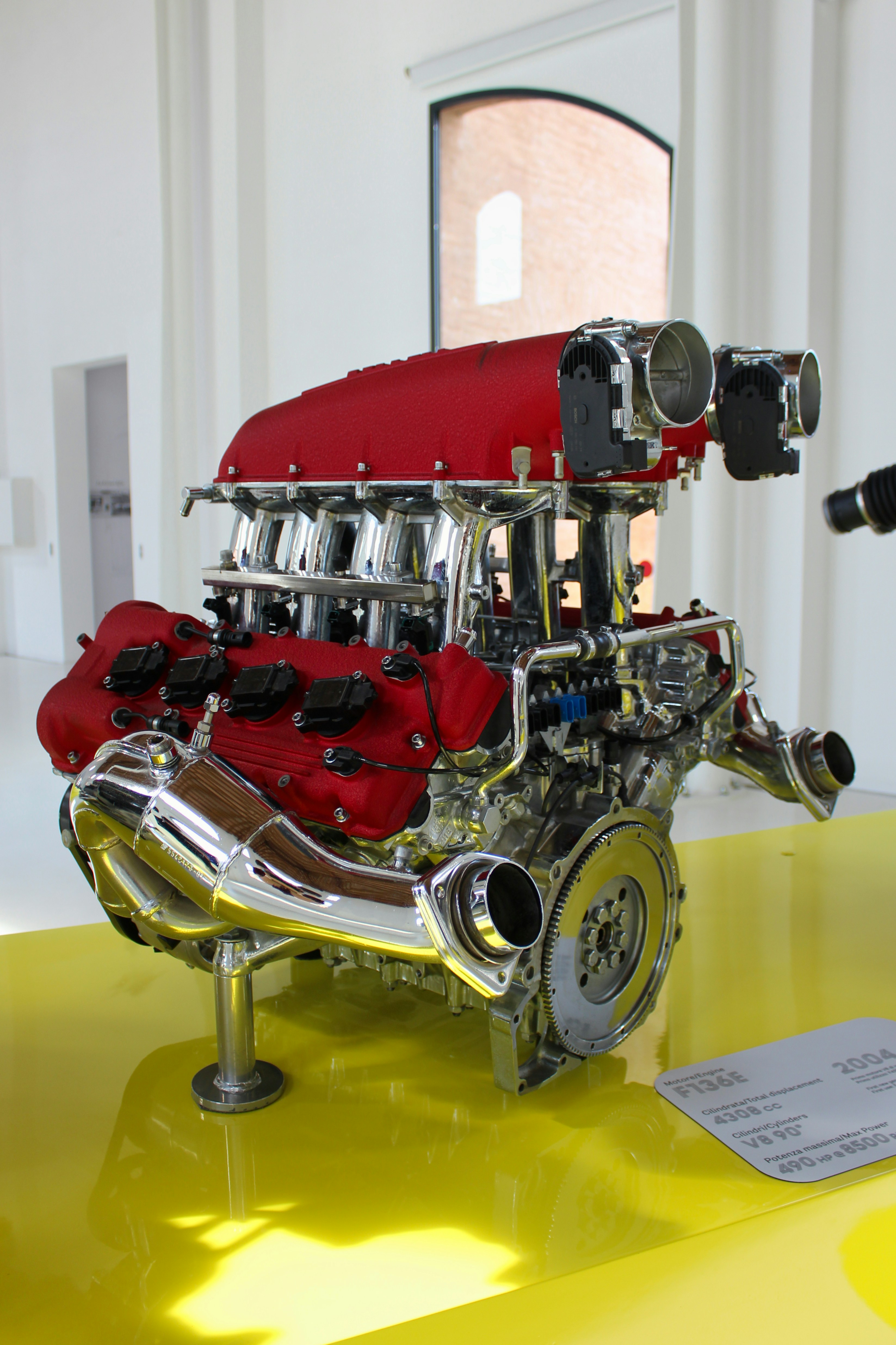 photo-1609872209699-3e55dc7d90b9?ixid=M3wxMjA3fDB8MXxzZWFyY2h8MTl8fDMwa3clMjBkaWVzZWwlMjBnZW5lcmF0b3J8ZW58MHx8fHwxNzUyNzcyNTE4fDA\u0026ixlib=rb-4.1.0