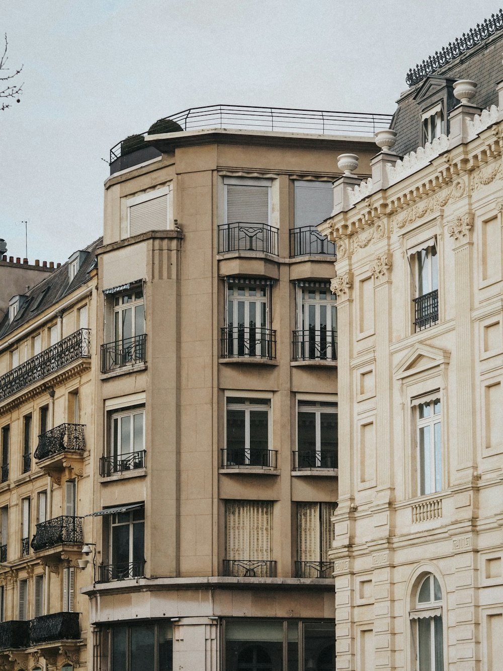 beige concrete building during daytime