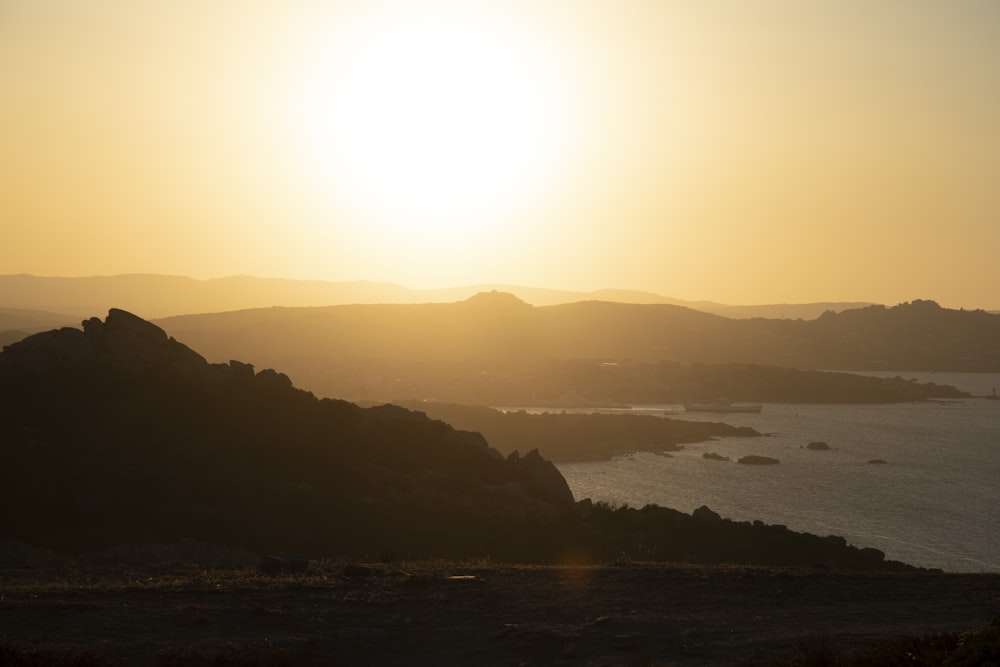 silhouette of mountains during daytime