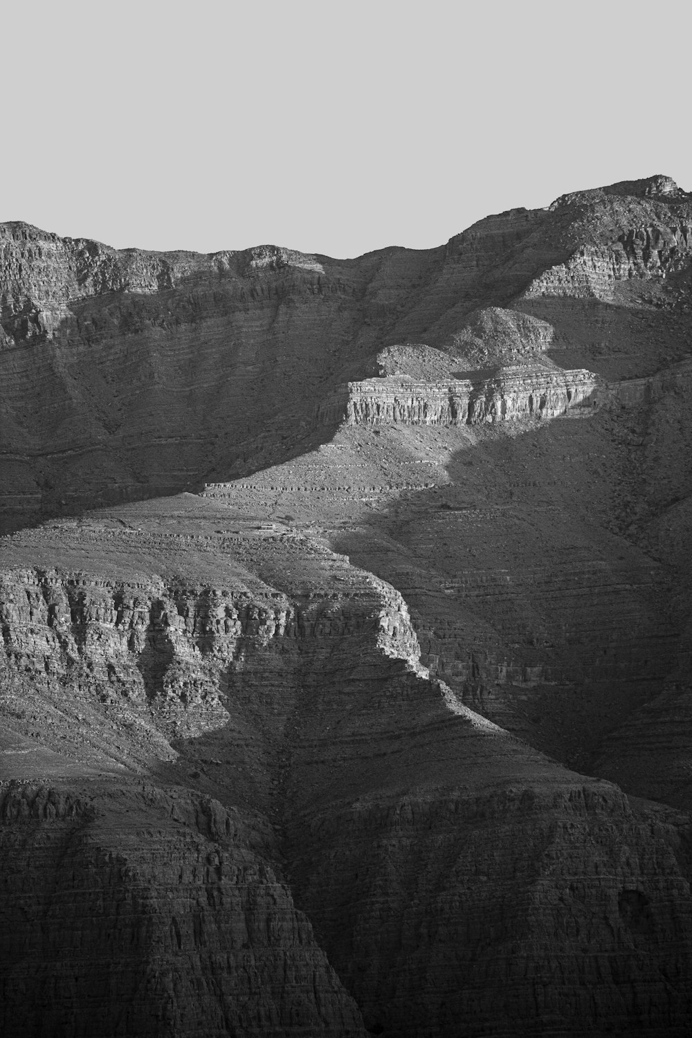 brown rocky mountain during daytime