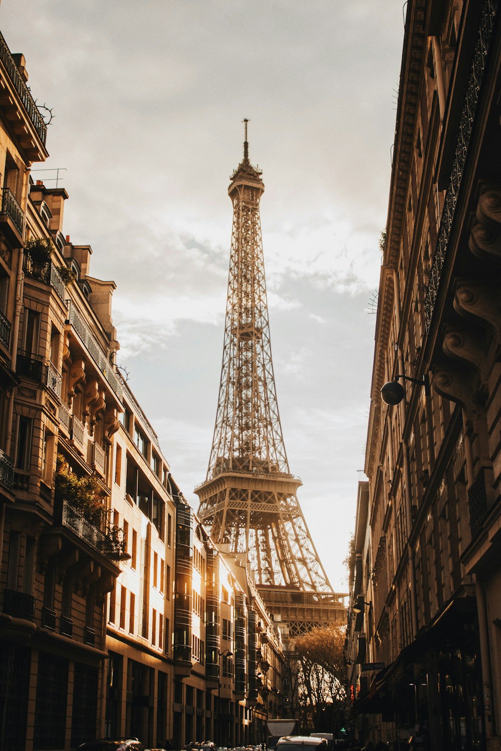 Torre Eiffel en París durante el día