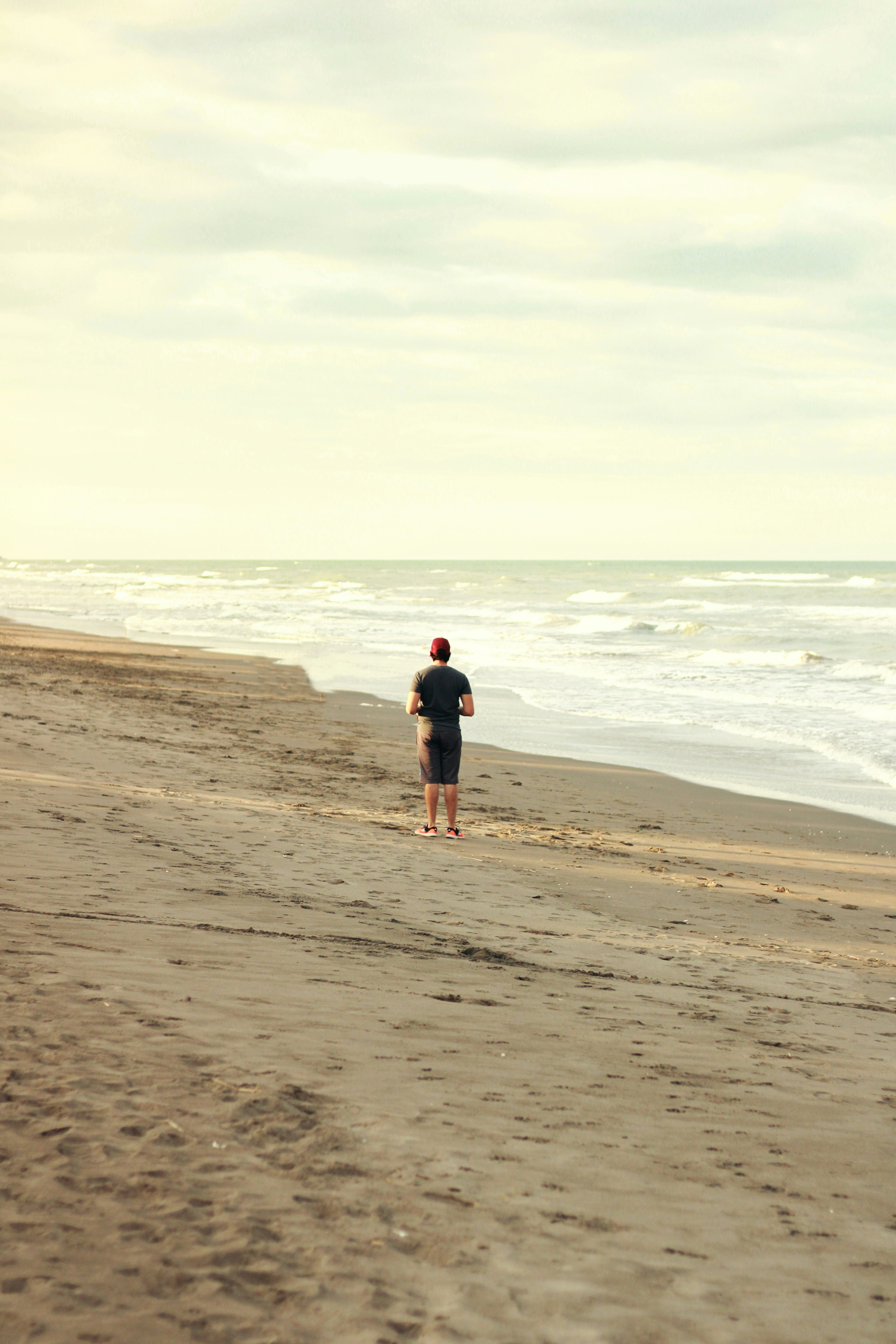 Choose from a curated selection of beach photos. Always free on Unsplash.