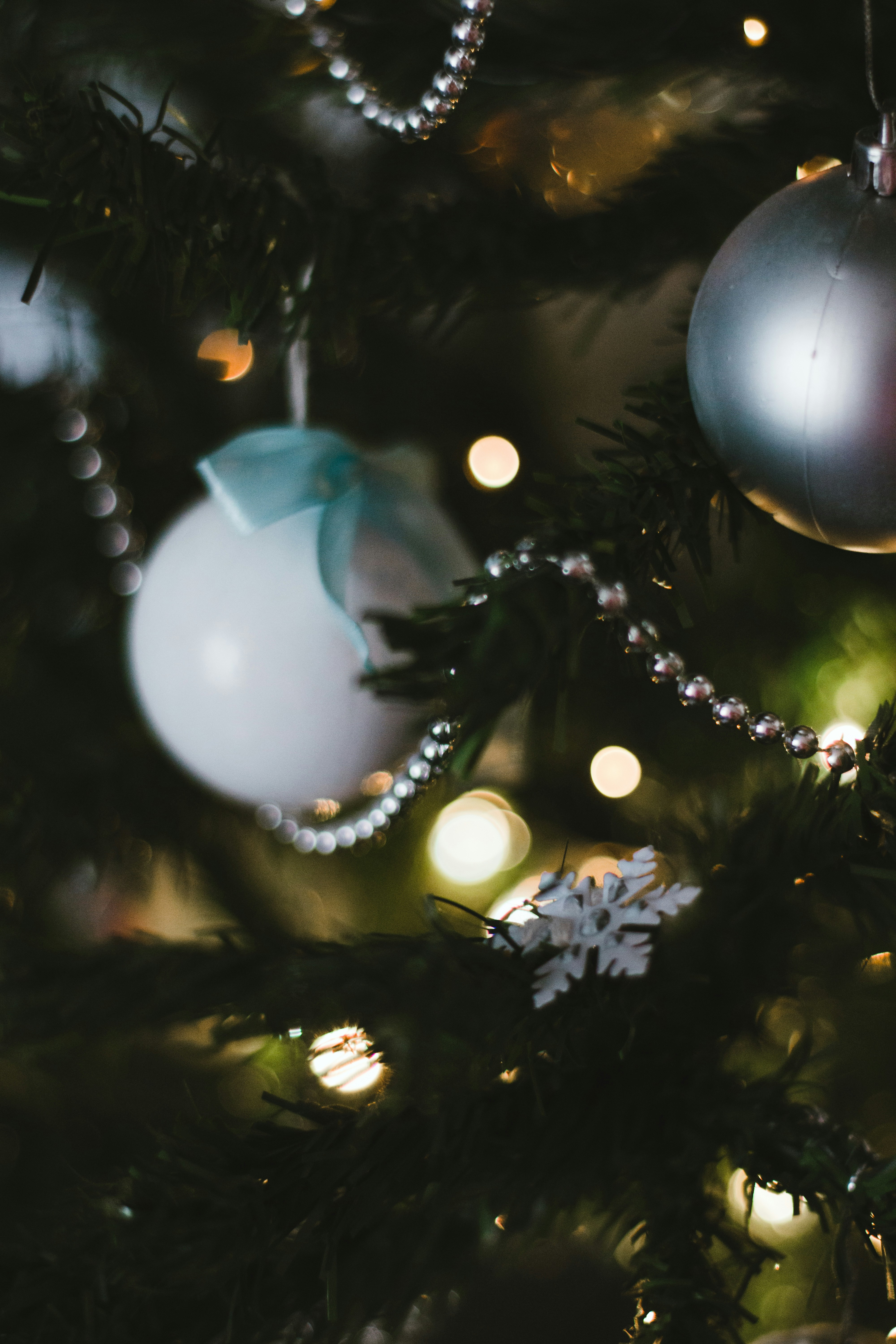 Green Christmas Tree With Baubles Photo Free Tree Image On Unsplash