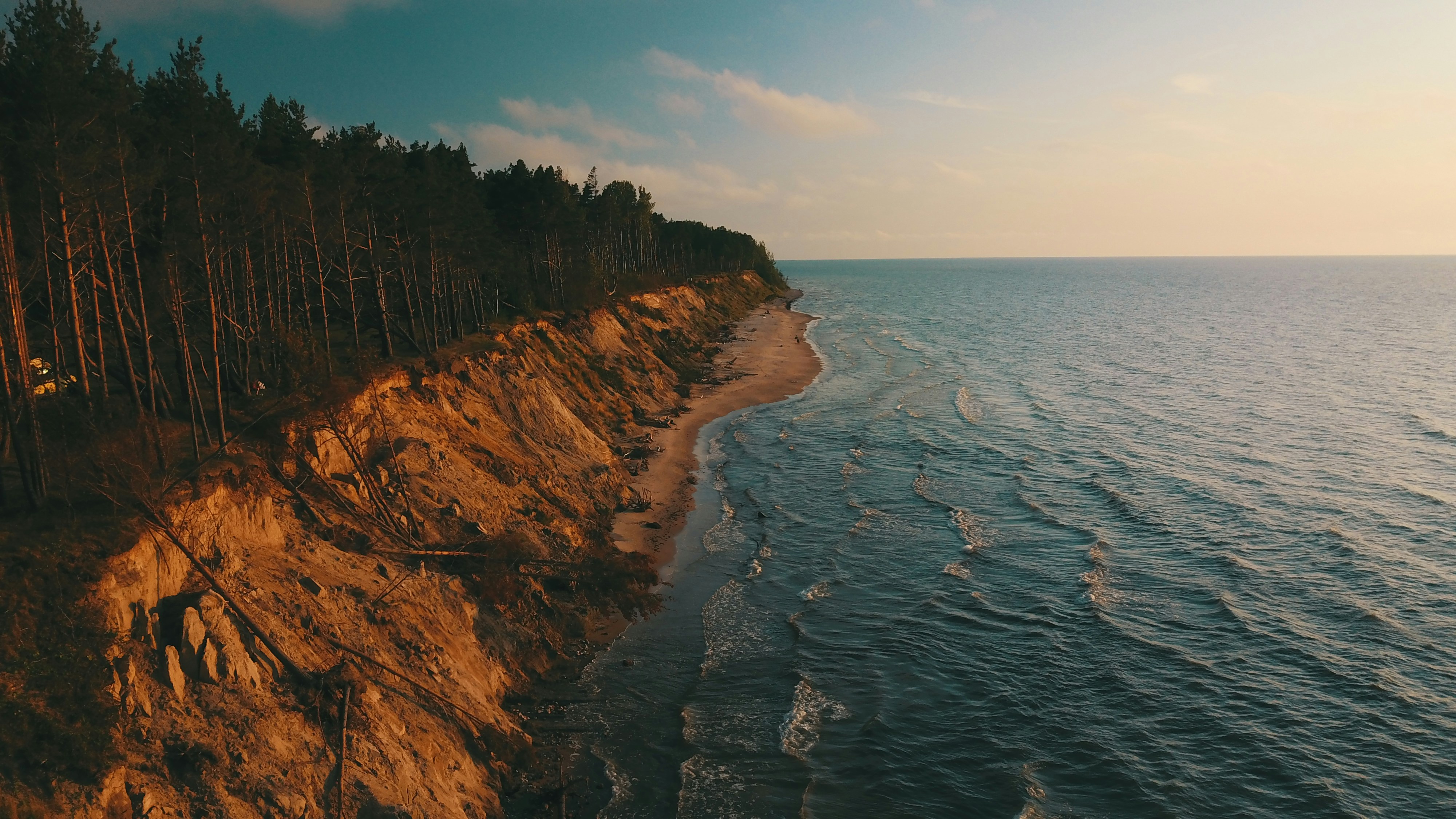 Photo by raimondklavins