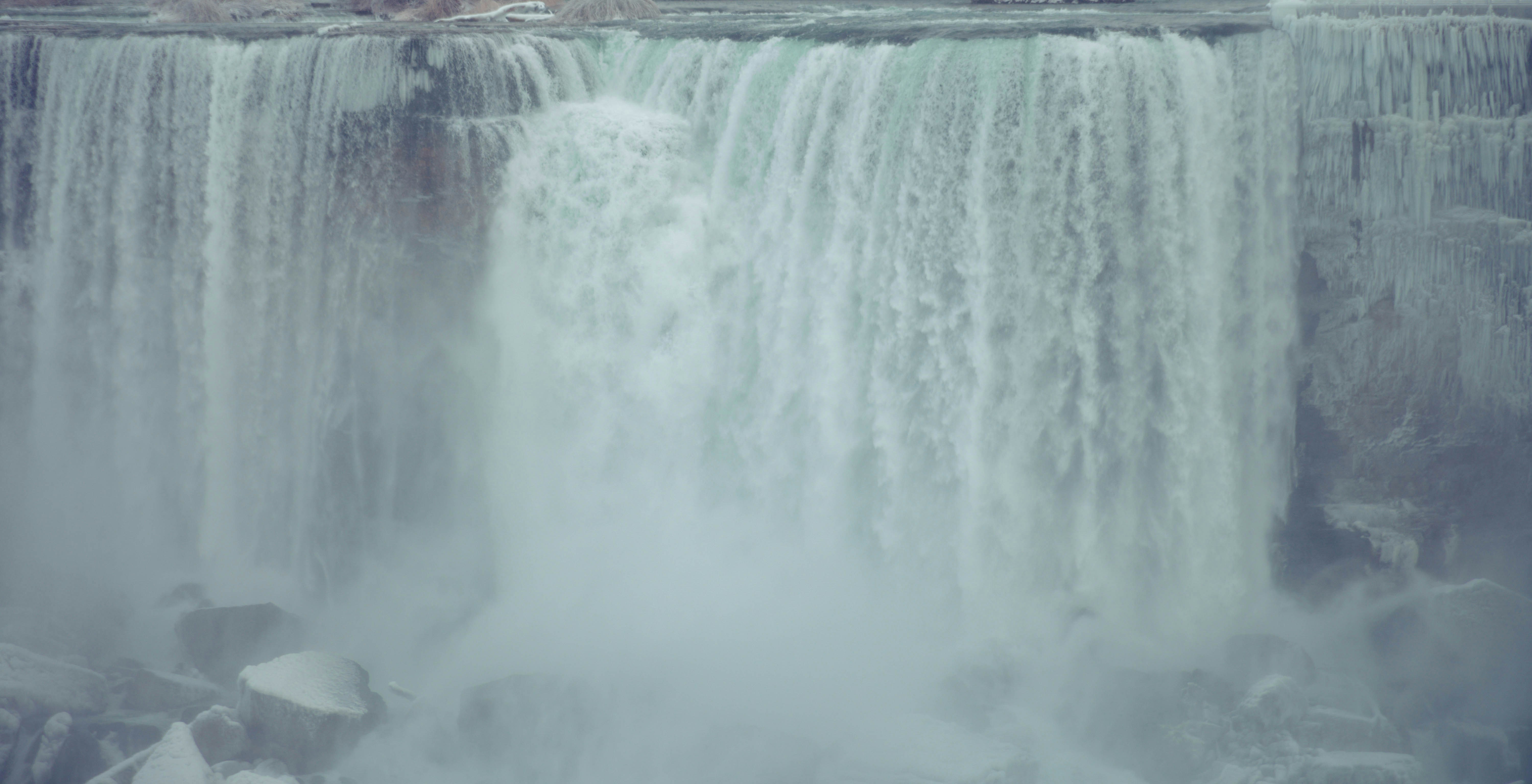 Photo by lucasgwendt