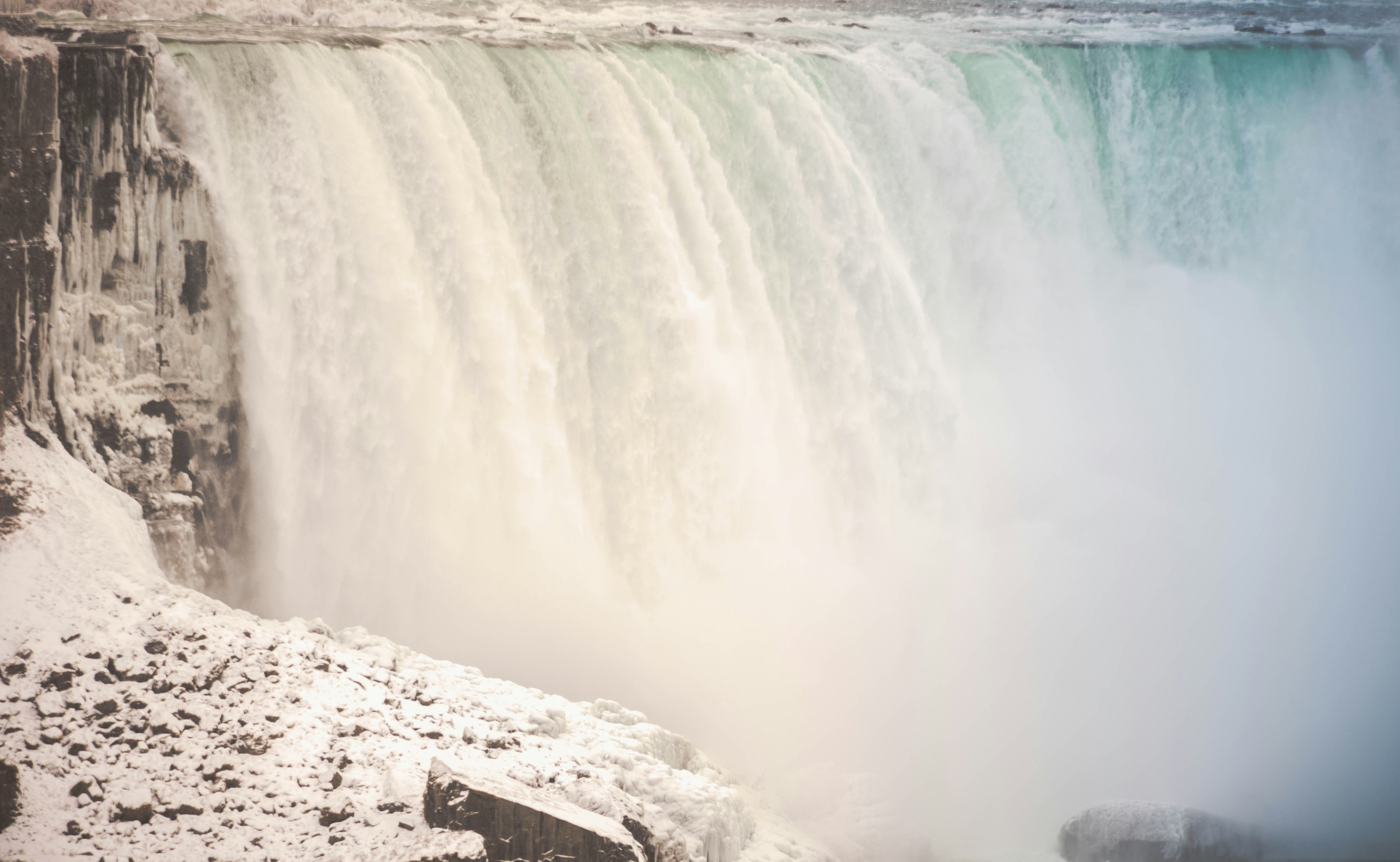 Photo by lucasgwendt