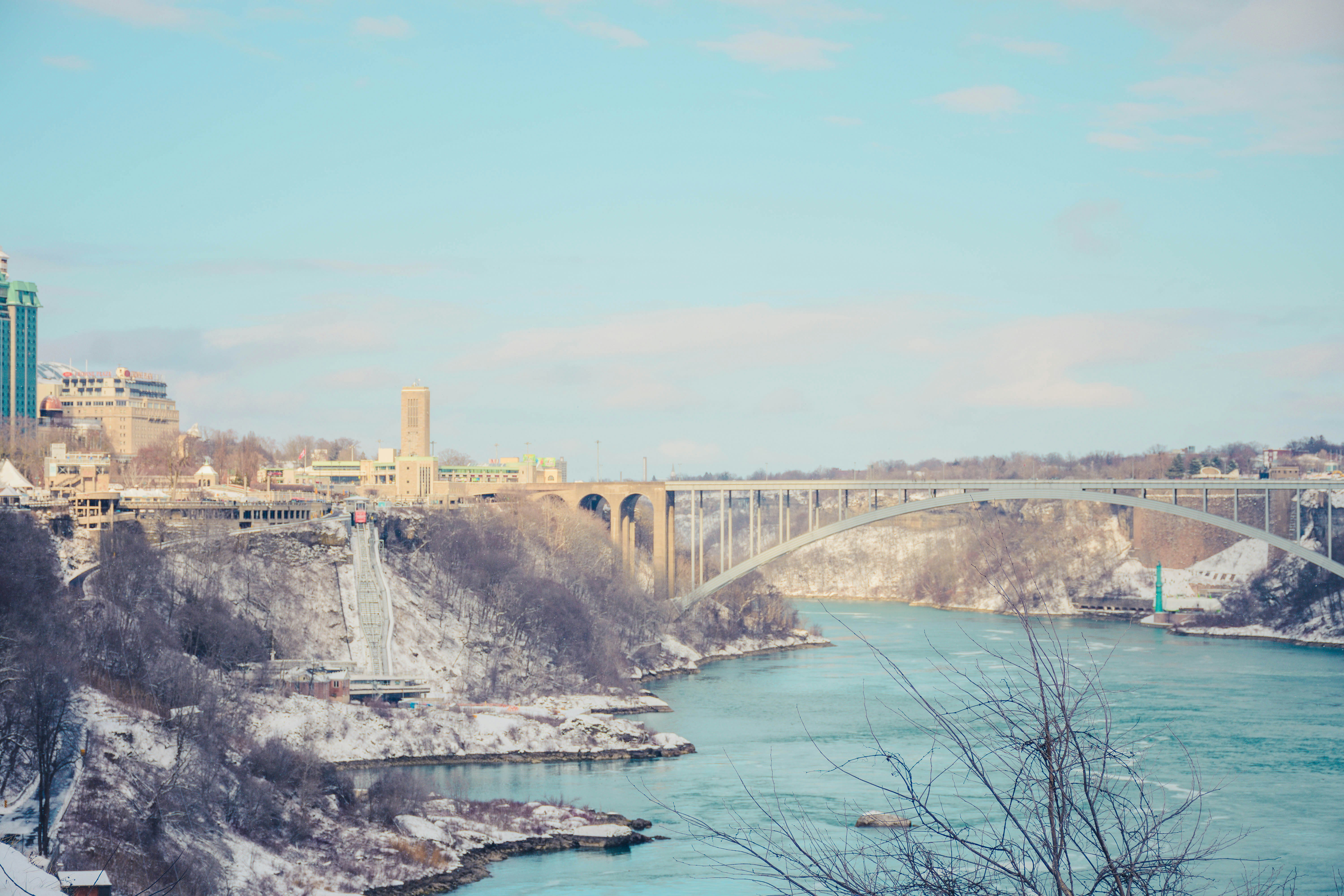 Photo by lucasgwendt