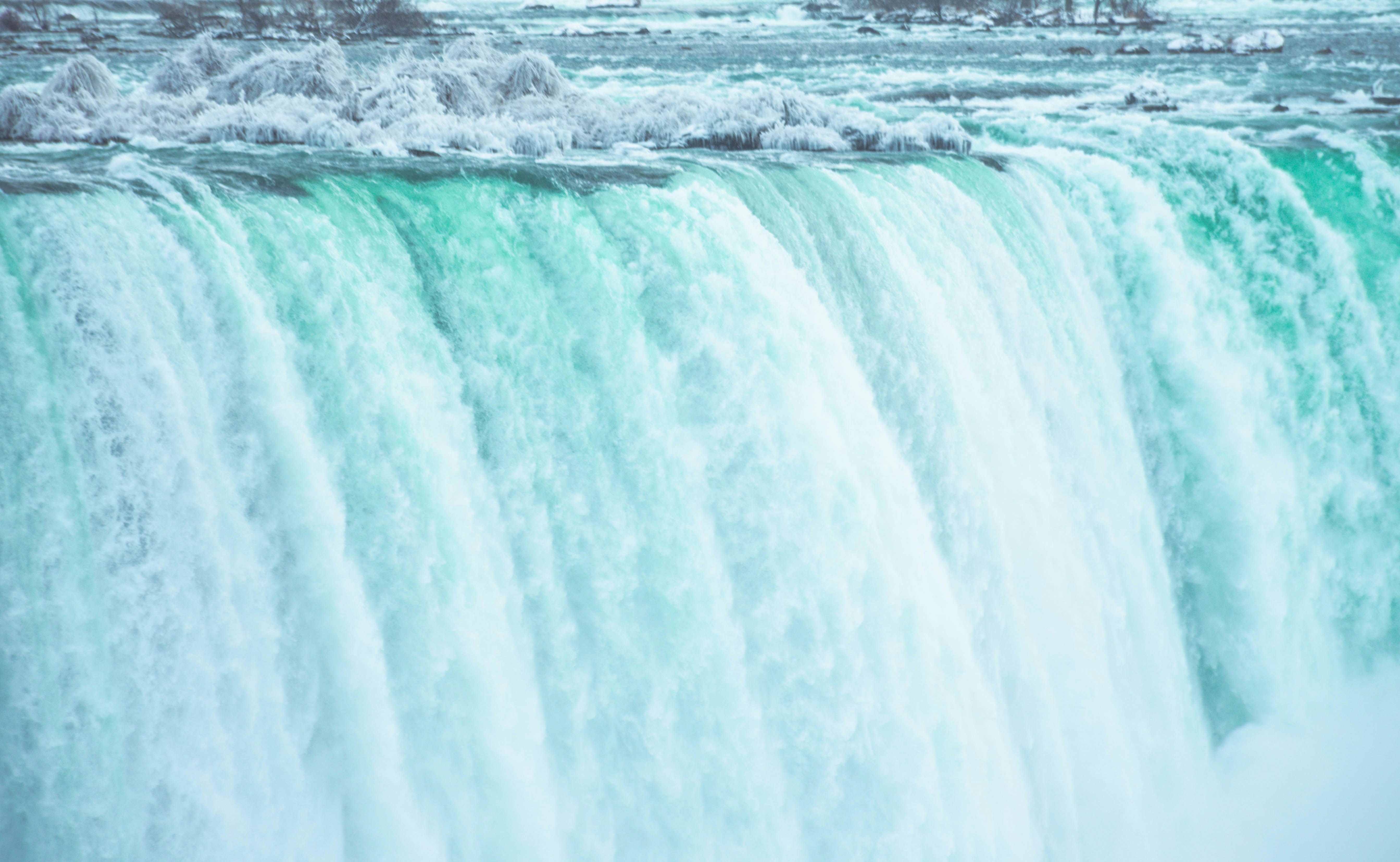 Photo by lucasgwendt